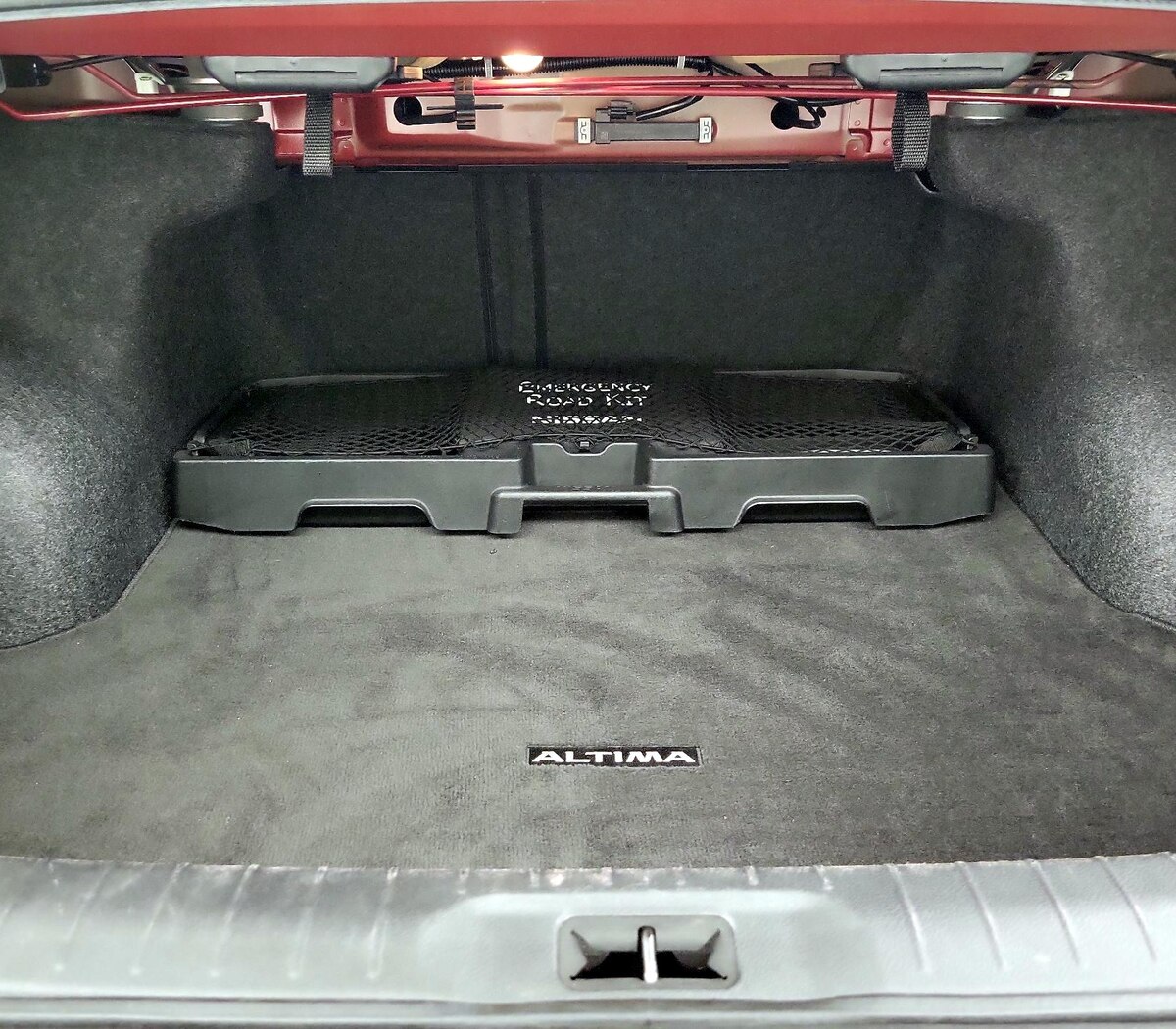 Trunk/Cargo (Seats Up)