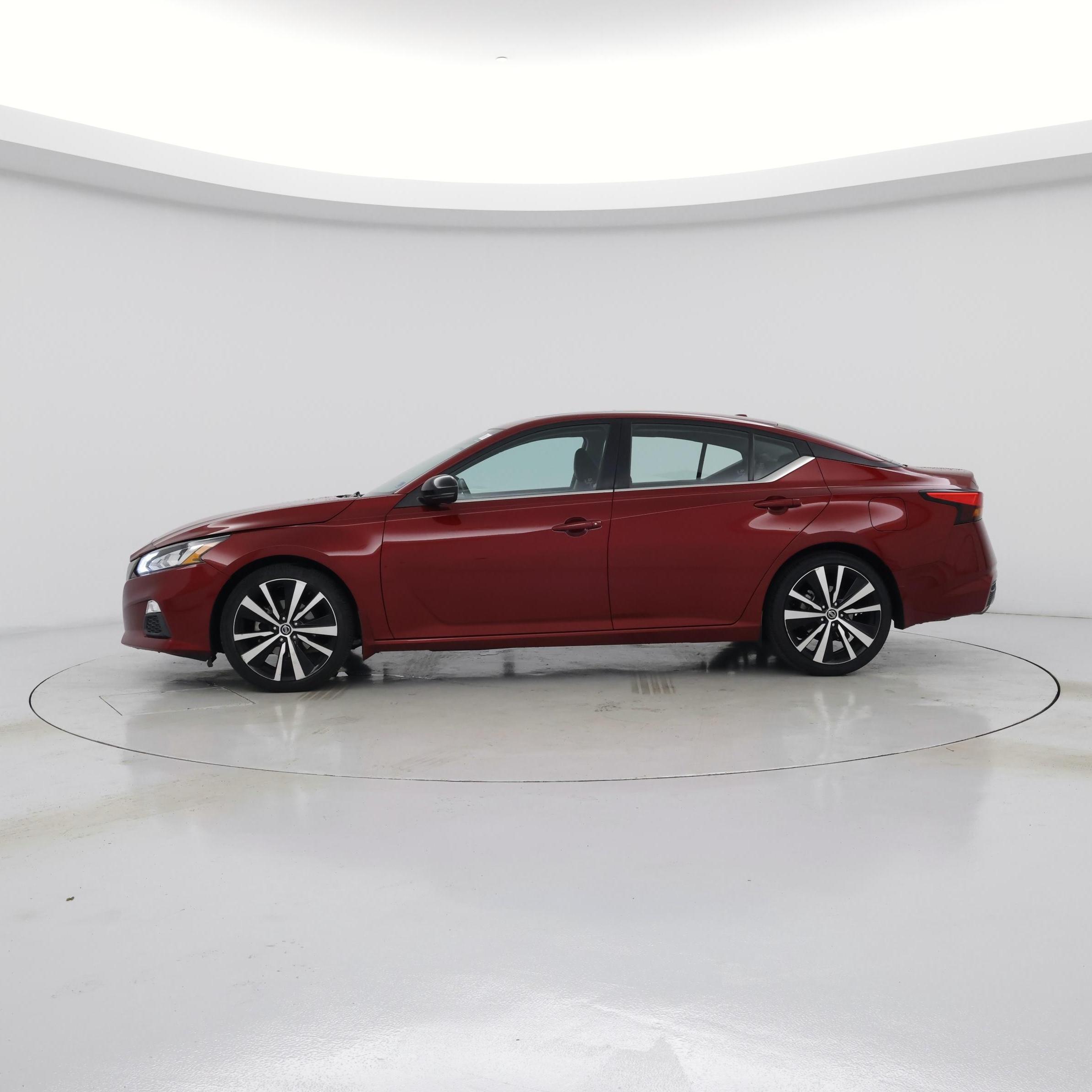 Thumbnail: 2021 Nissan Altima - 3