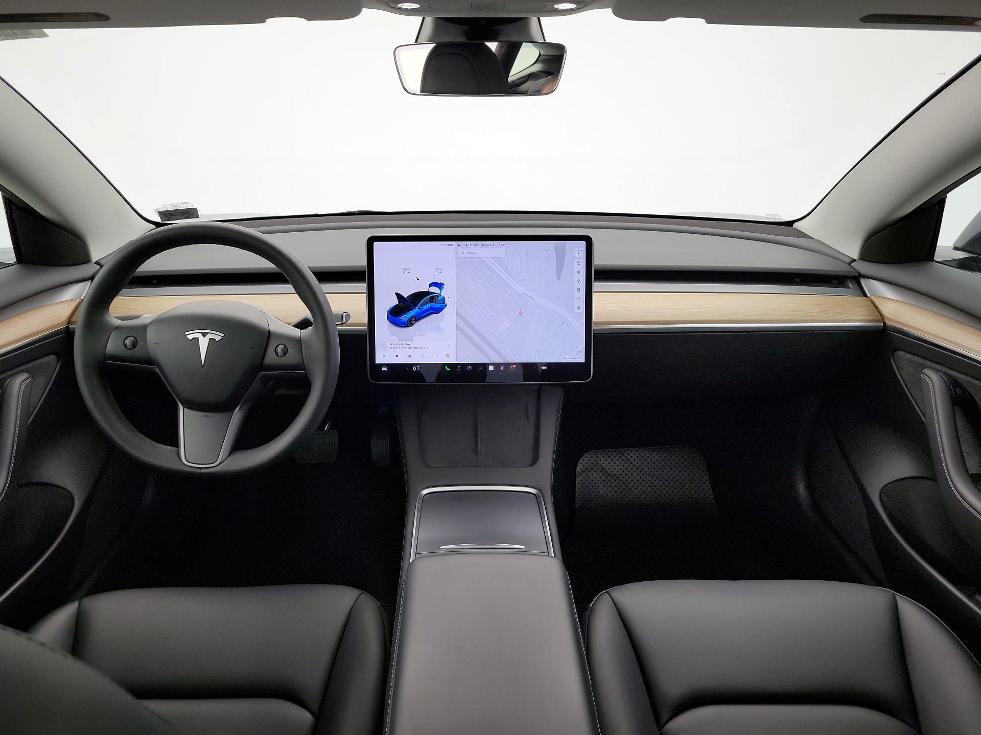 Thumbnail: 2023 Tesla Model 3 - 9