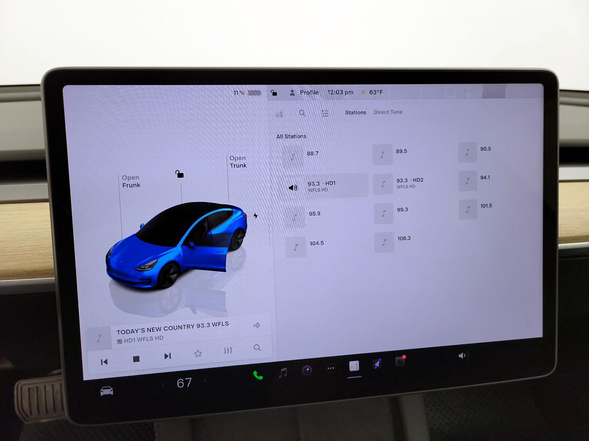 Thumbnail: 2023 Tesla Model 3 - 15