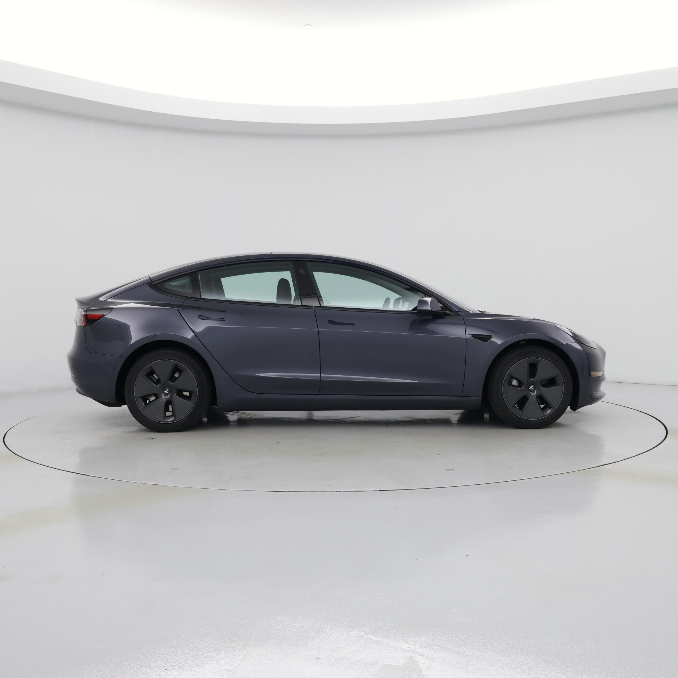 Thumbnail: 2023 Tesla Model 3 - 7