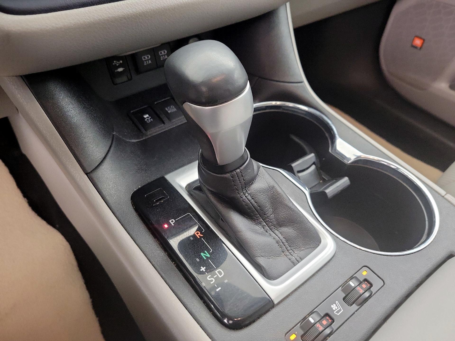 Thumbnail: 2017 Toyota Highlander - 17
