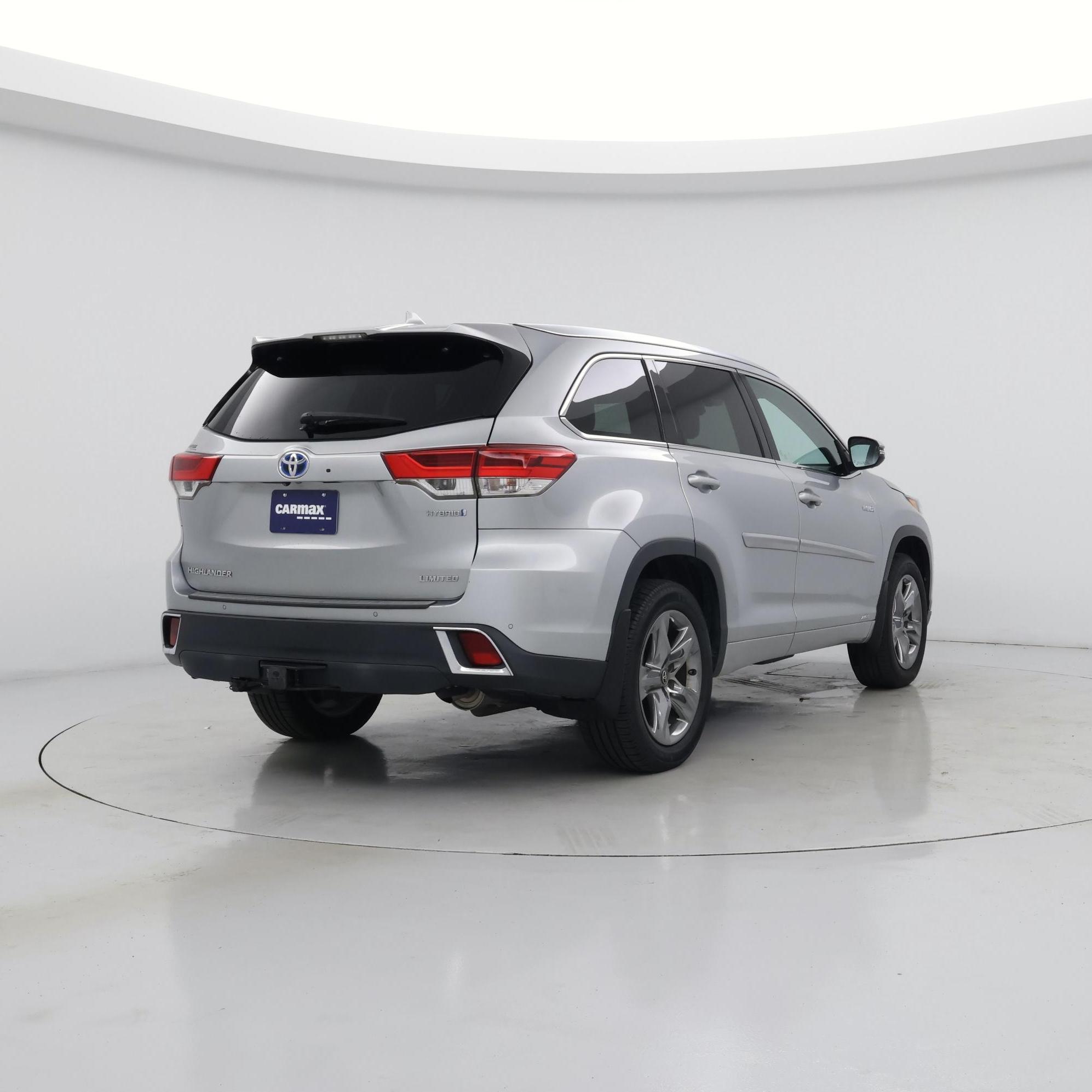 Thumbnail: 2017 Toyota Highlander - 8