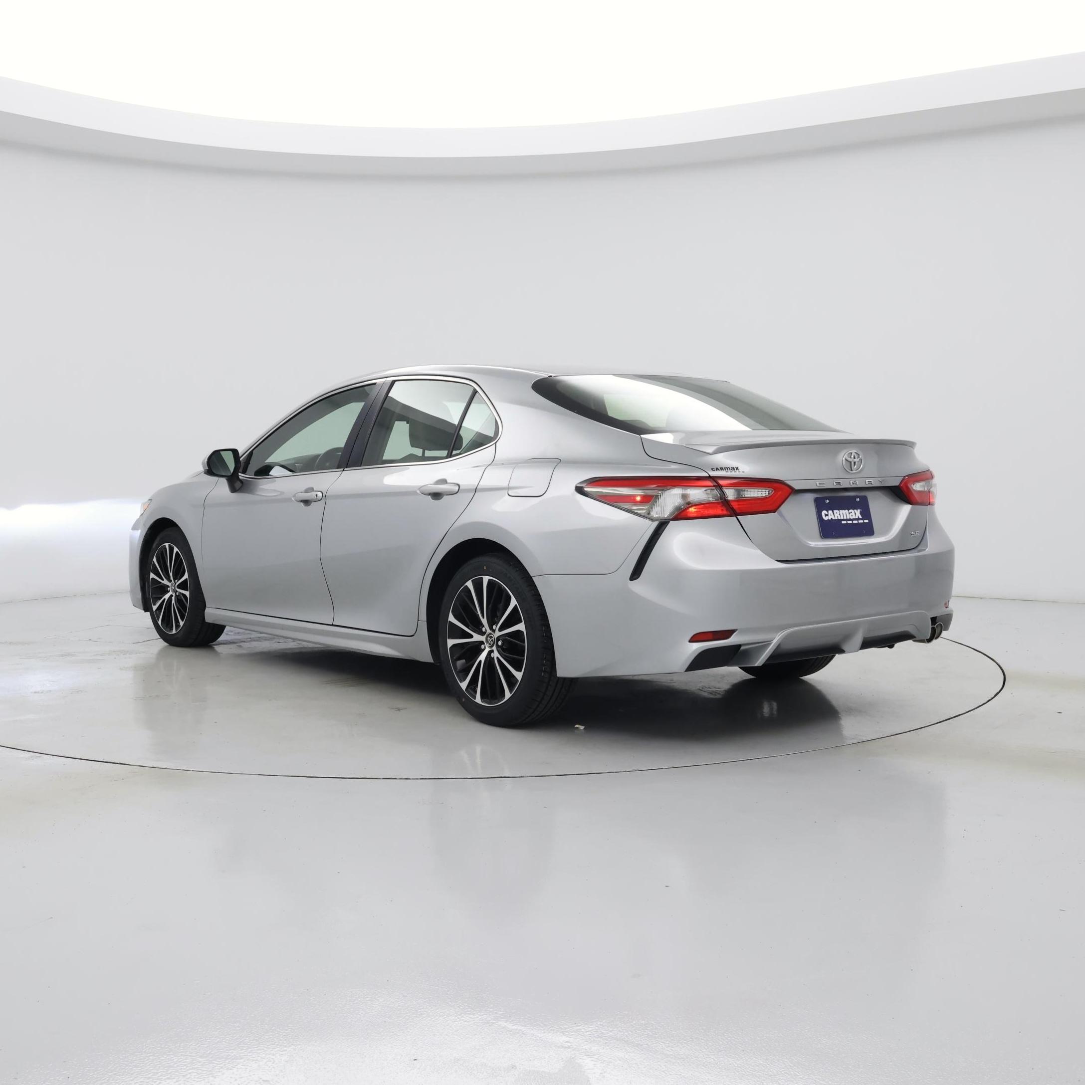 Thumbnail: 2018 Toyota Camry - 2