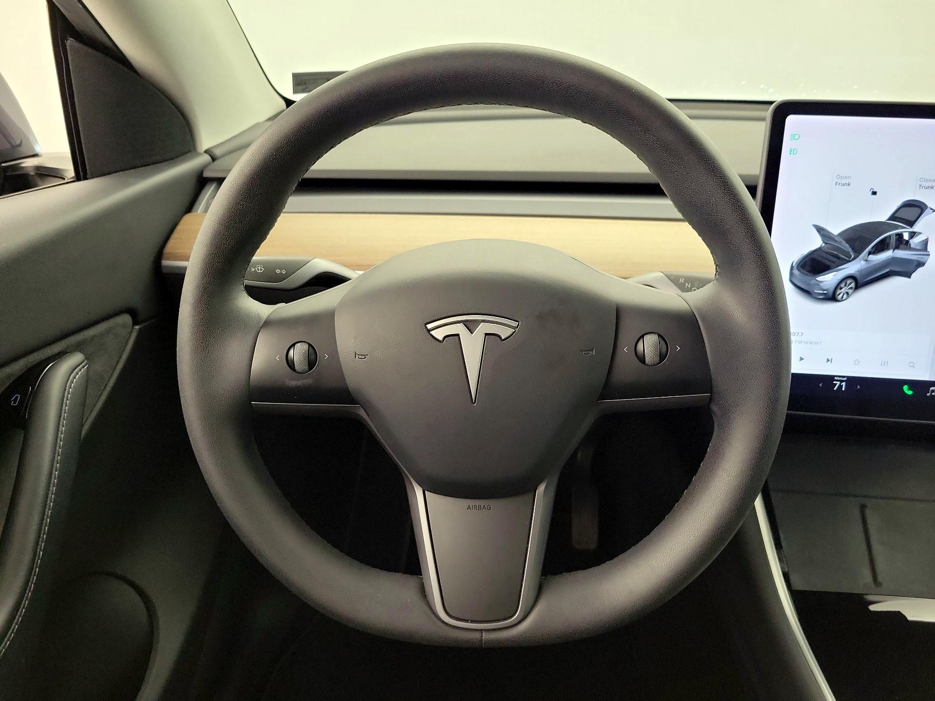 Thumbnail: 2021 Tesla Model Y - 10