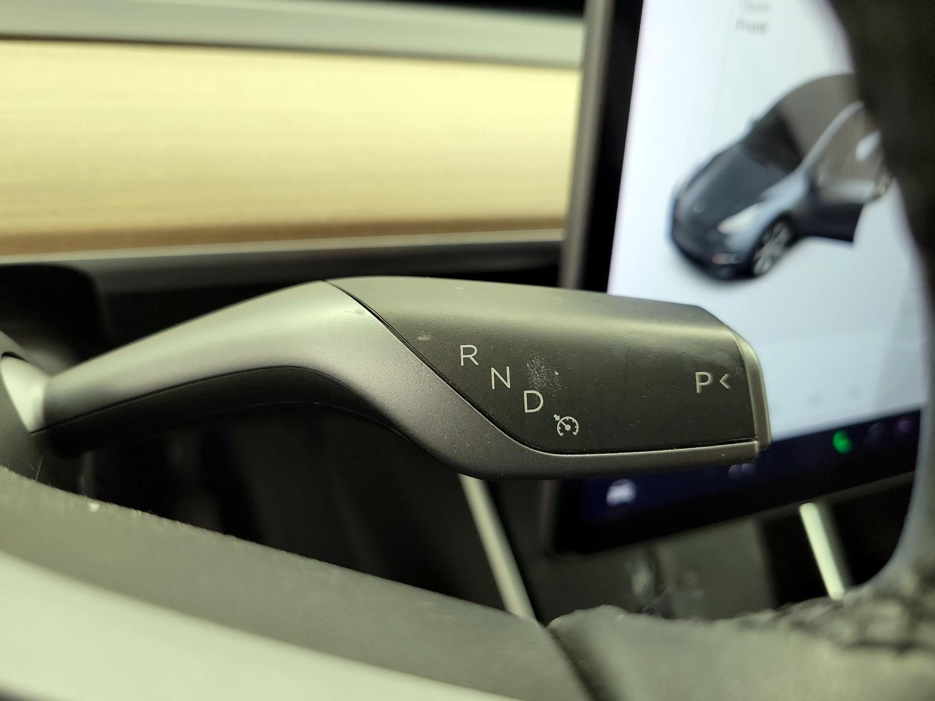 Thumbnail: 2021 Tesla Model Y - 17