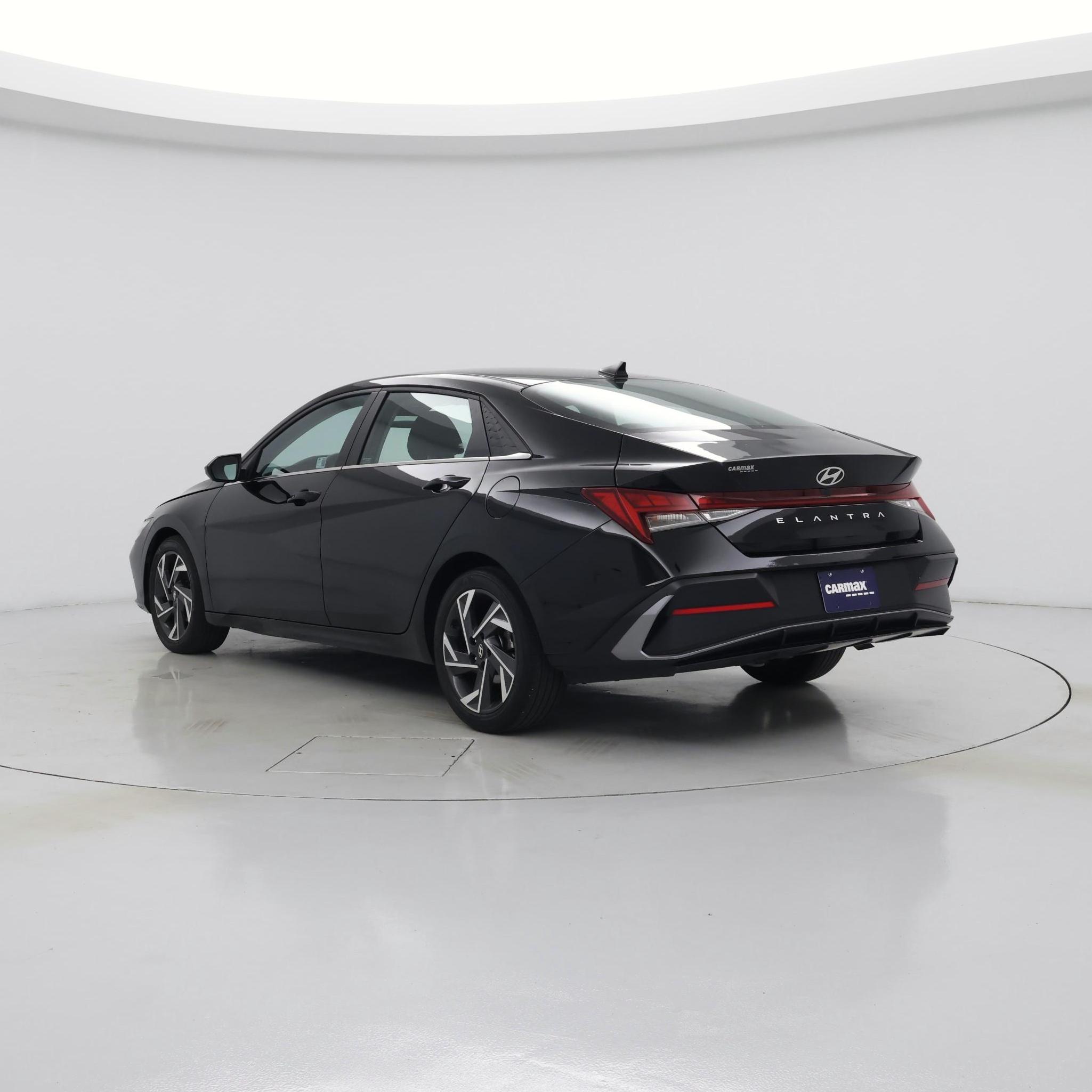 Thumbnail: 2024 Hyundai Elantra - 2