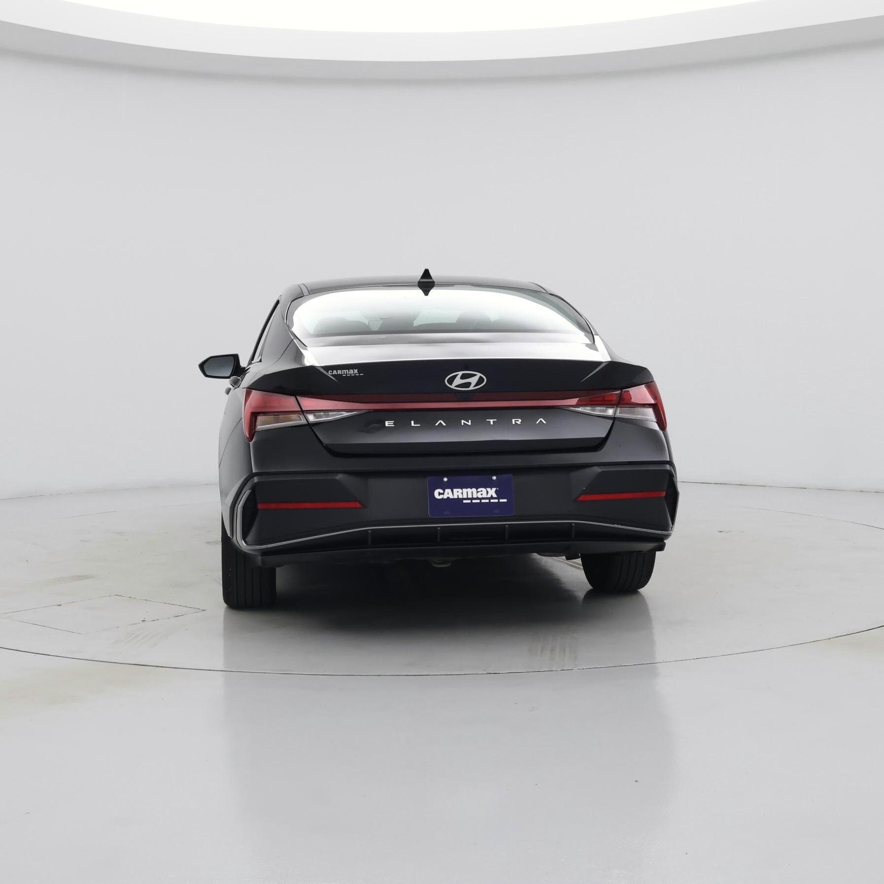 Thumbnail: 2024 Hyundai Elantra - 6