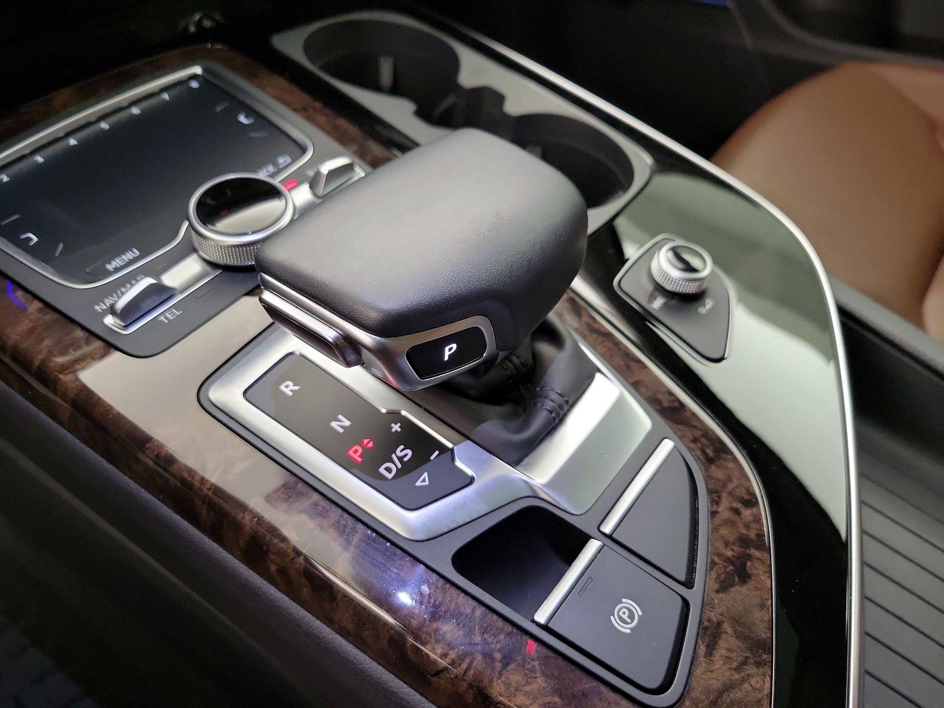 Thumbnail: 2019 Audi Q7 - 18