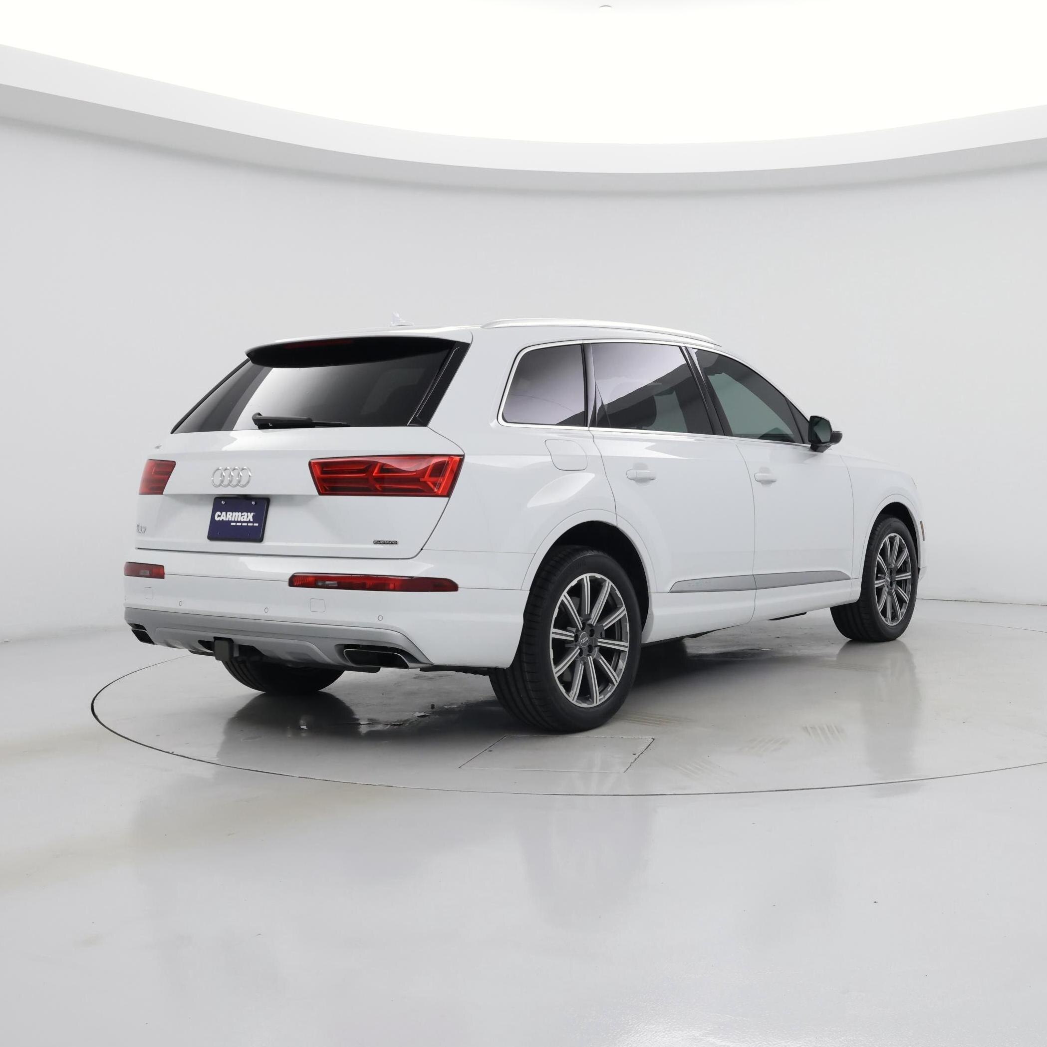 Thumbnail: 2019 Audi Q7 - 8