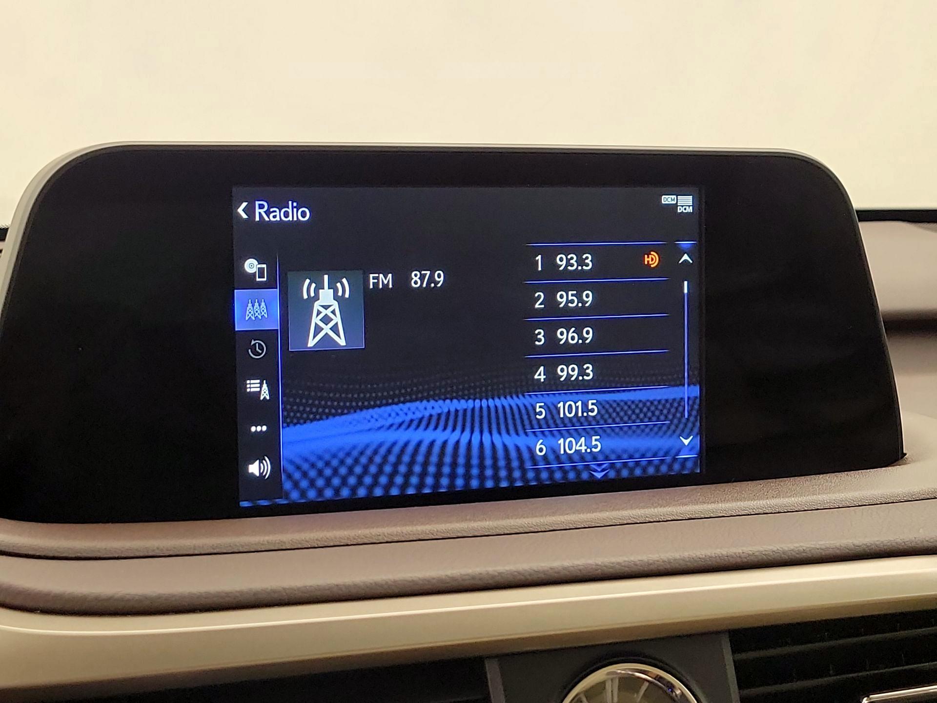 Thumbnail: 2020 Lexus RX - 15