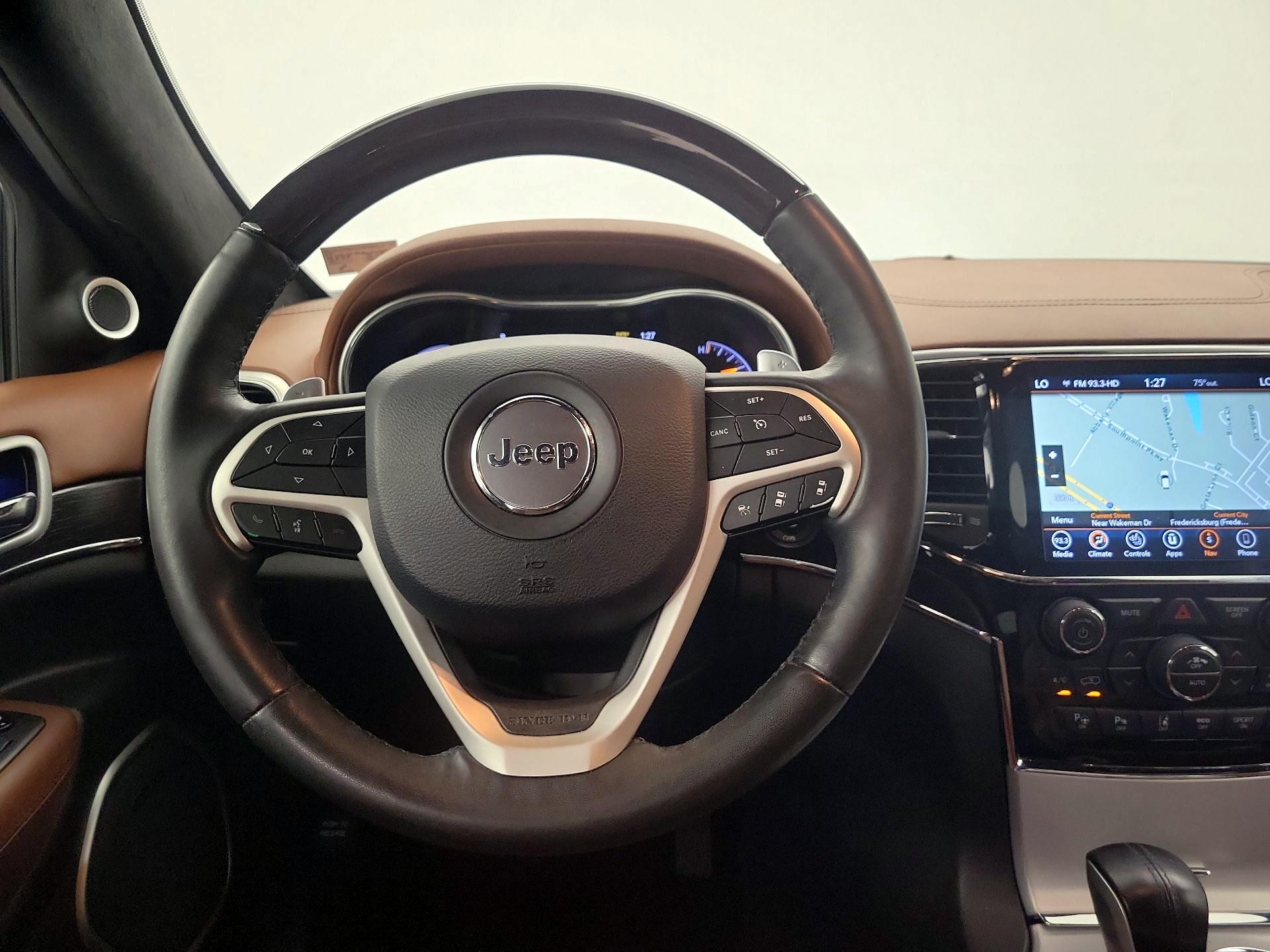 Thumbnail: 2020 Jeep Grand Cherokee - 10