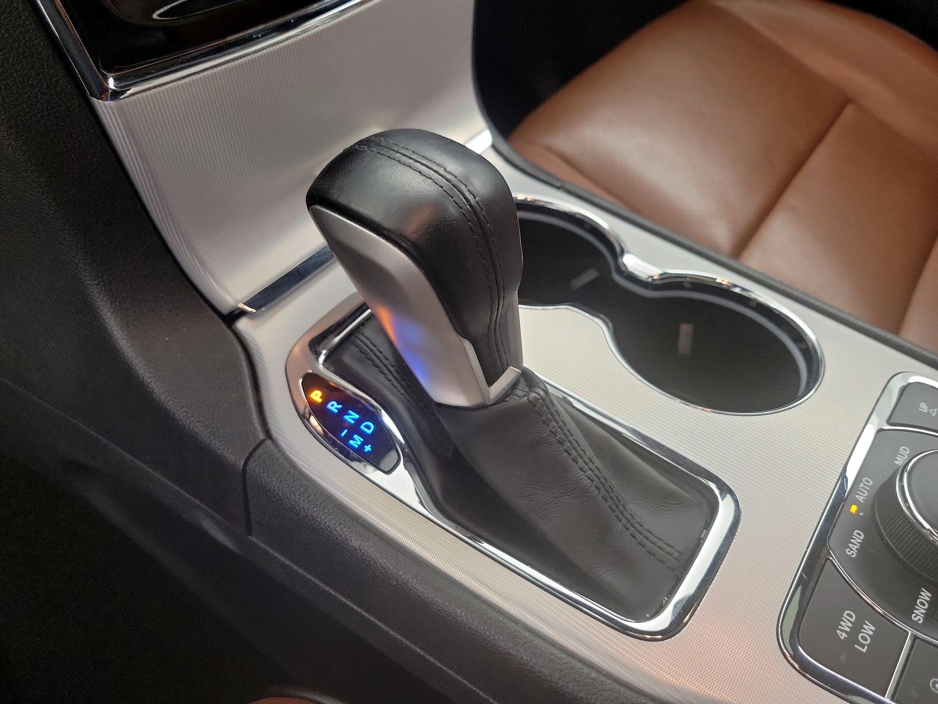 Thumbnail: 2020 Jeep Grand Cherokee - 18