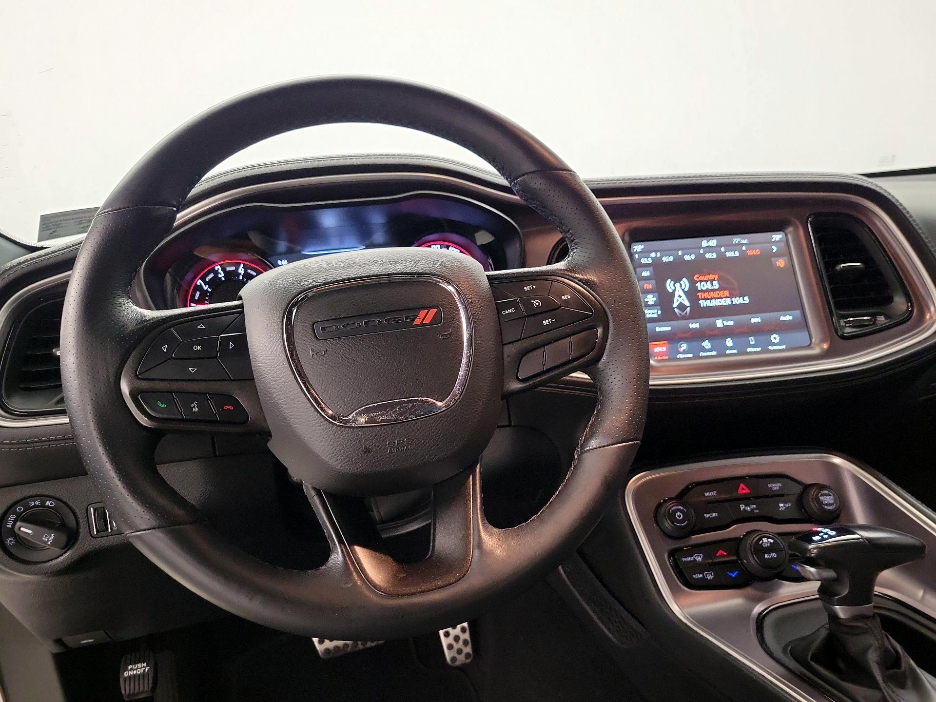 Thumbnail: 2022 Dodge Challenger - 10
