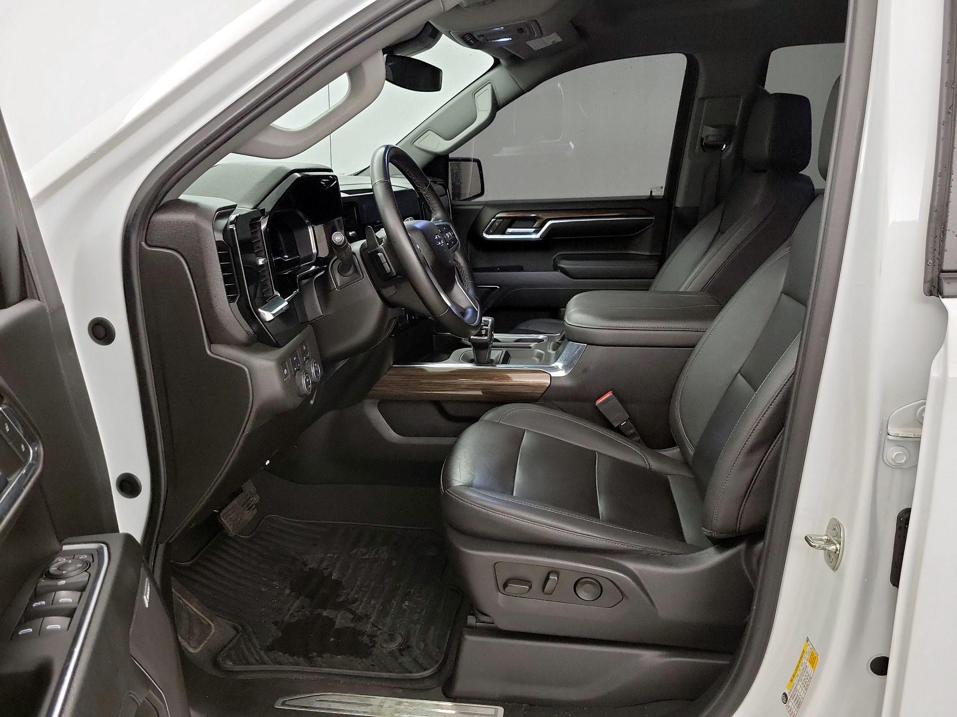 Thumbnail: 2024 Chevrolet Silverado 1500 - 11