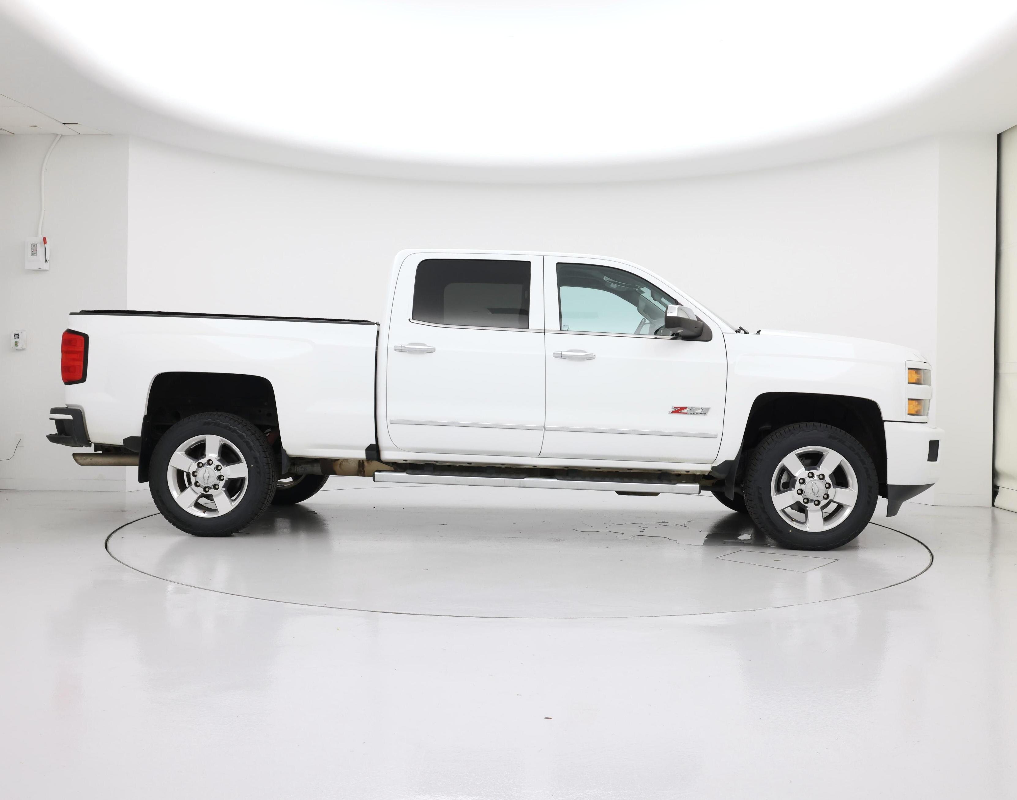 Thumbnail: 2015 Chevrolet Silverado 2500 - 7