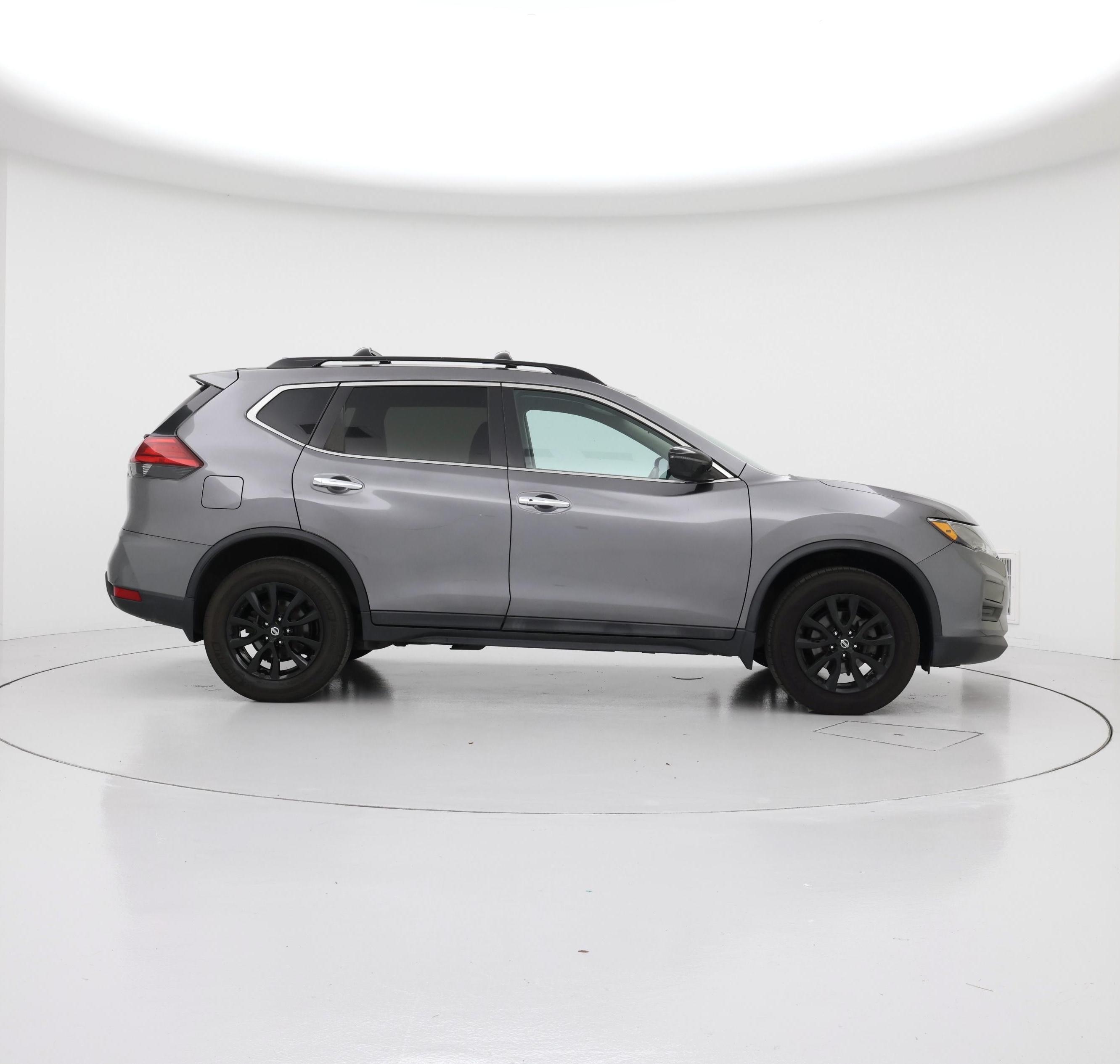 Thumbnail: 2017 Nissan Rogue - 7