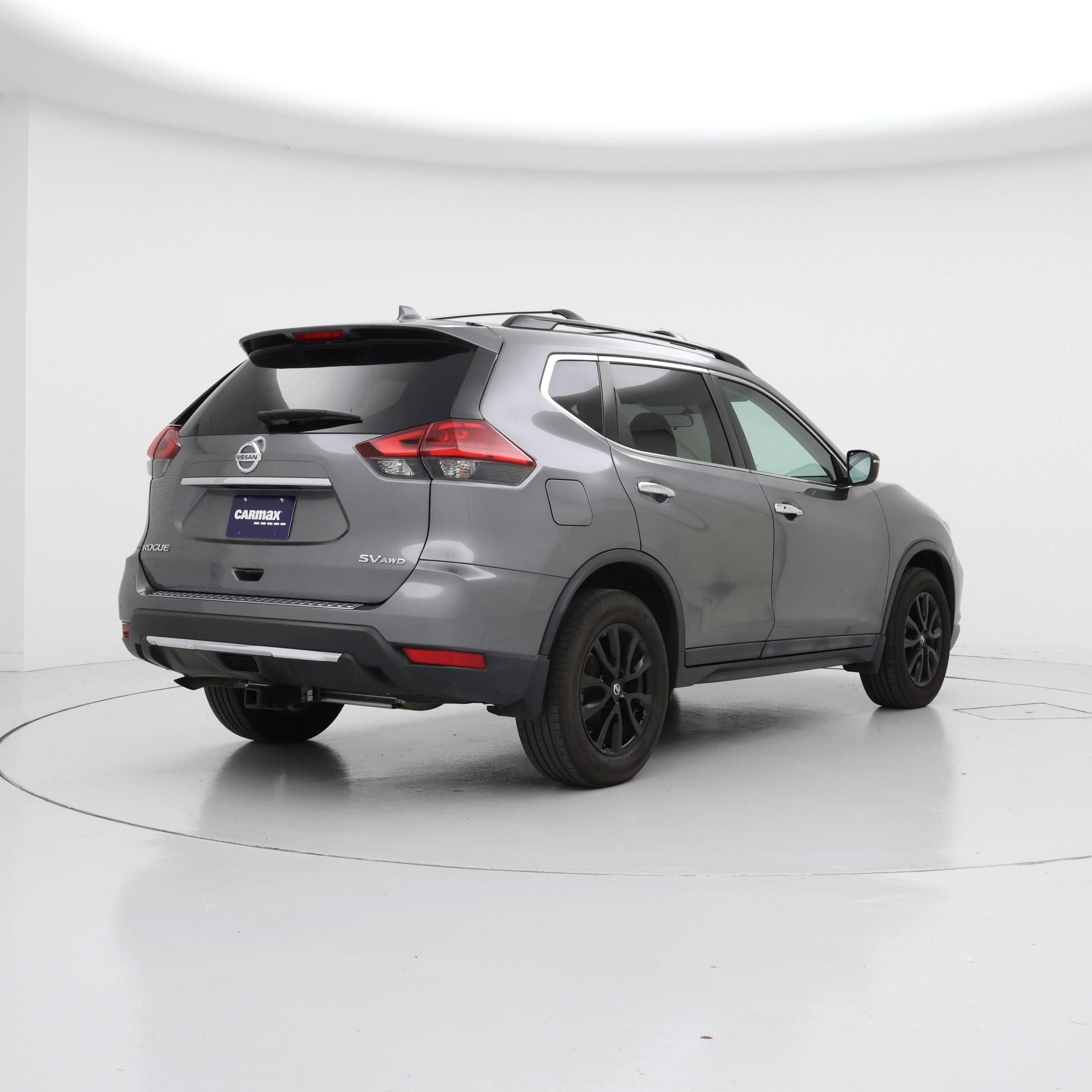 Thumbnail: 2017 Nissan Rogue - 8