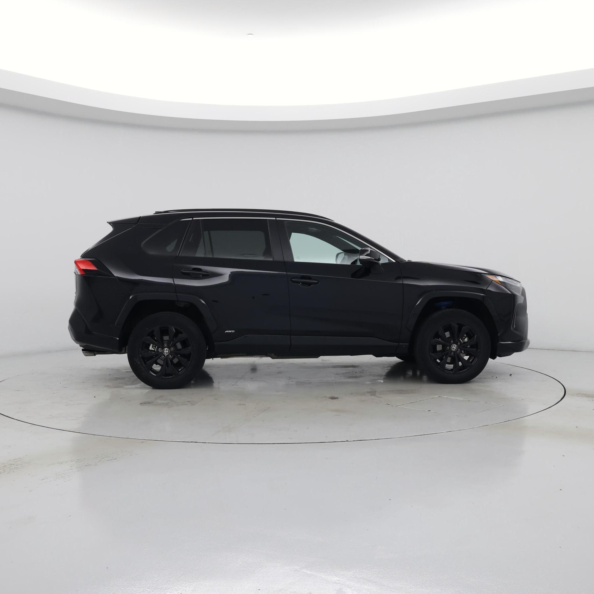 Thumbnail: 2024 Toyota RAV4 - 7