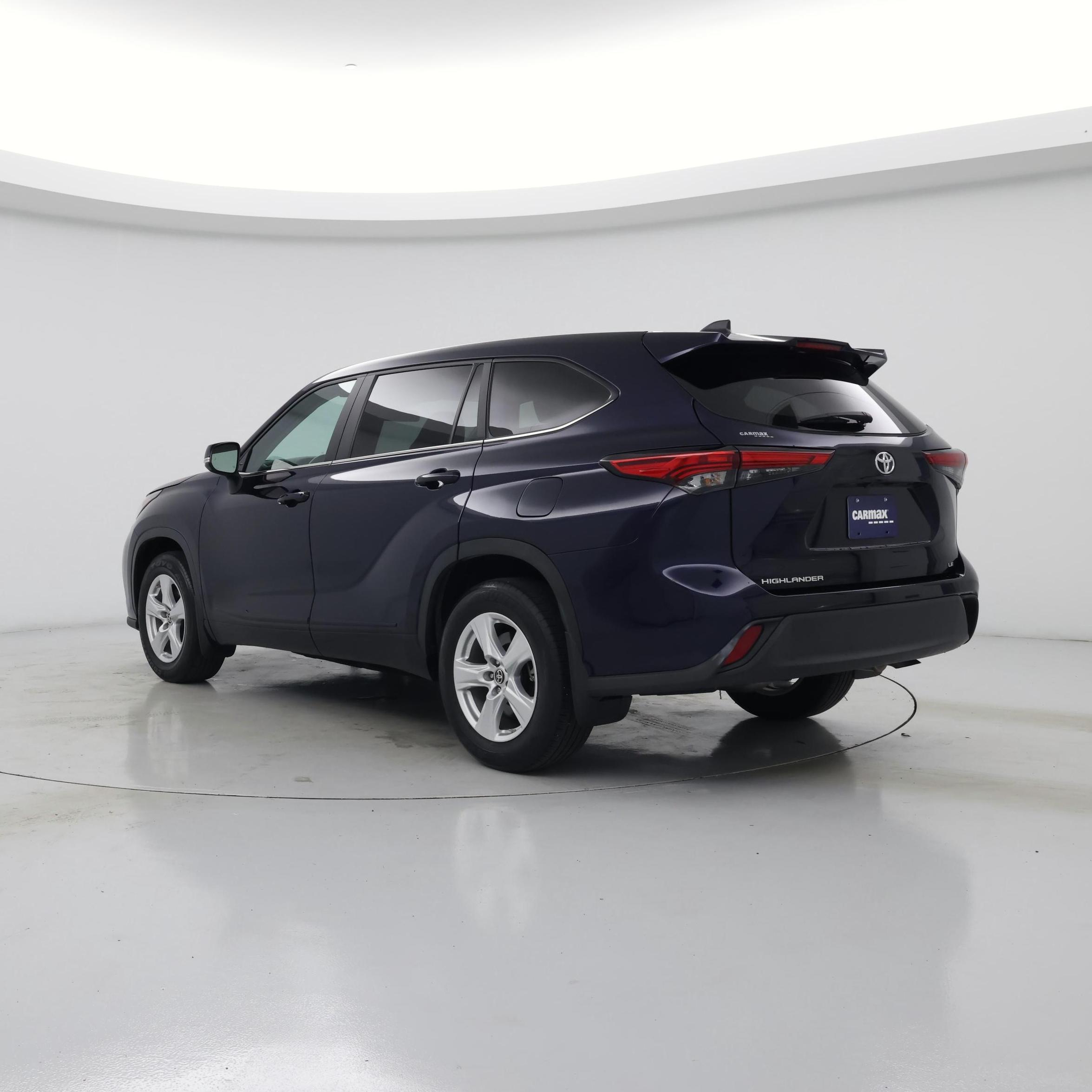 Thumbnail: 2023 Toyota Highlander - 2