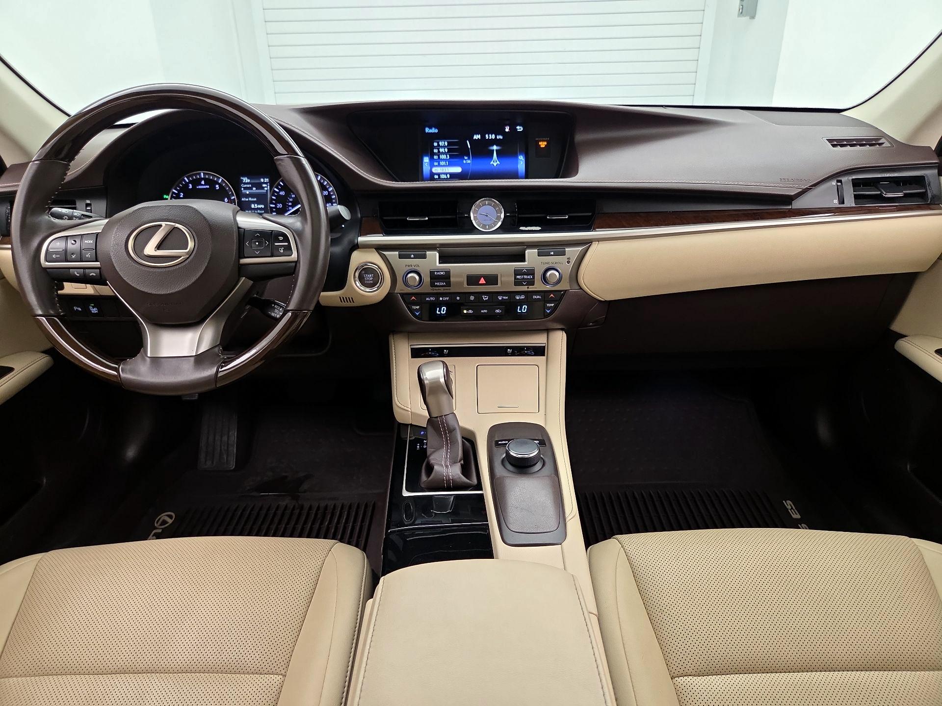 Thumbnail: 2016 Lexus ES - 9