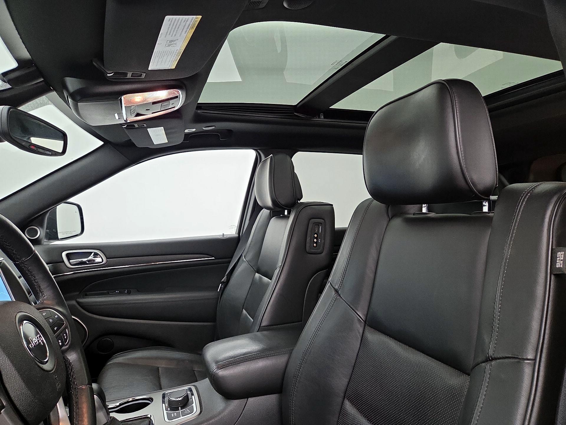Thumbnail: 2018 Jeep Grand Cherokee - 20