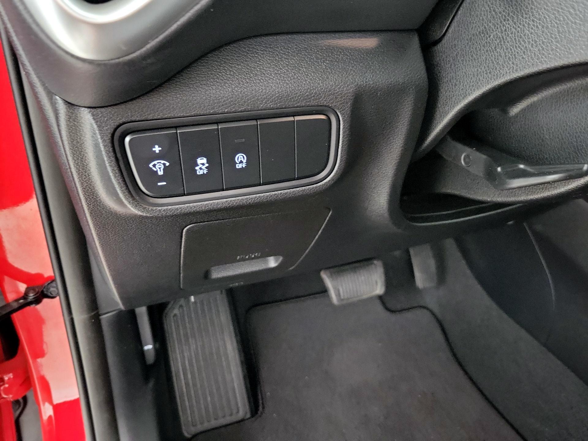 Thumbnail: 2023 Kia Soul - 13
