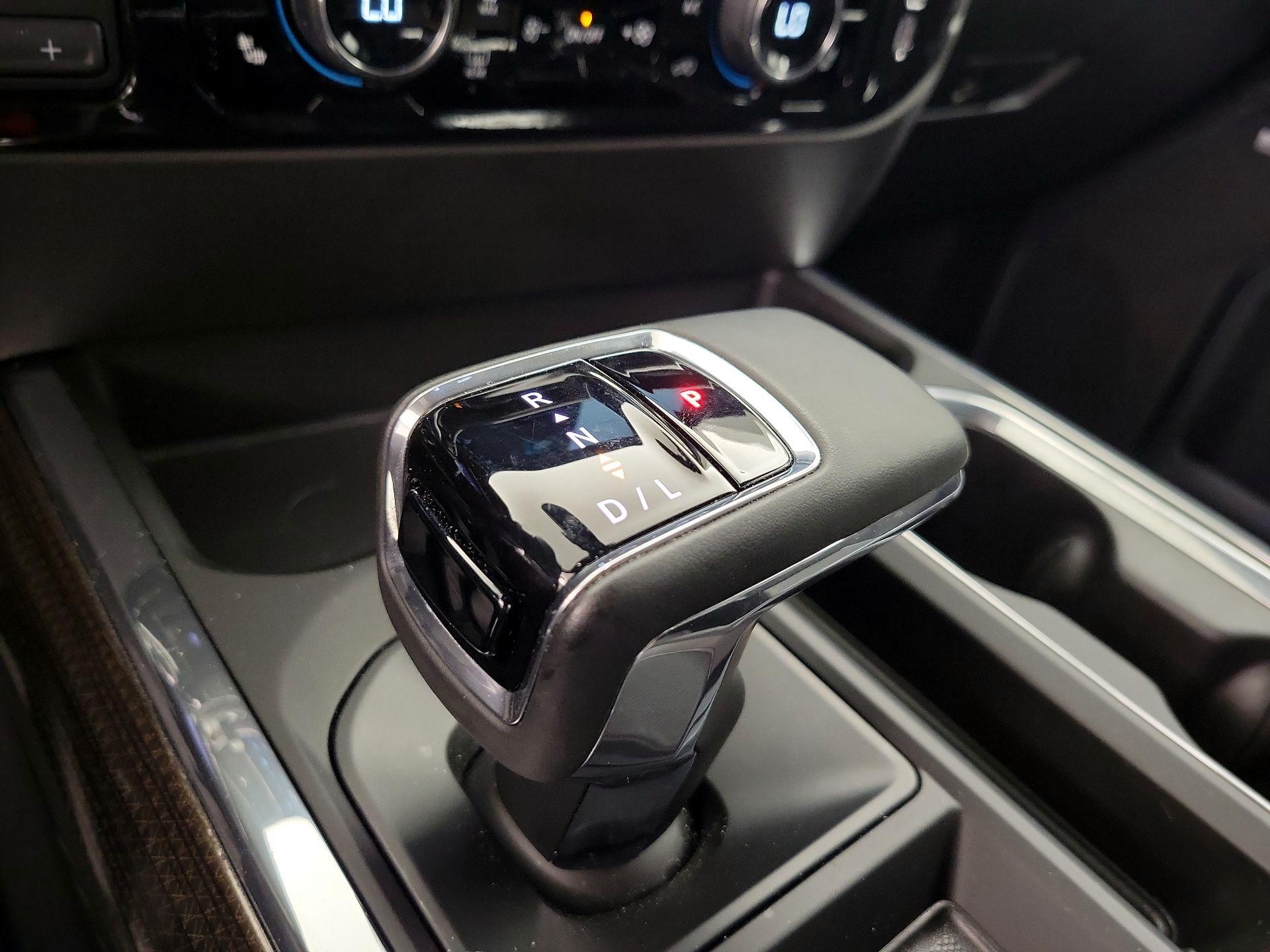 Thumbnail: 2024 Chevrolet Silverado 1500 - 18