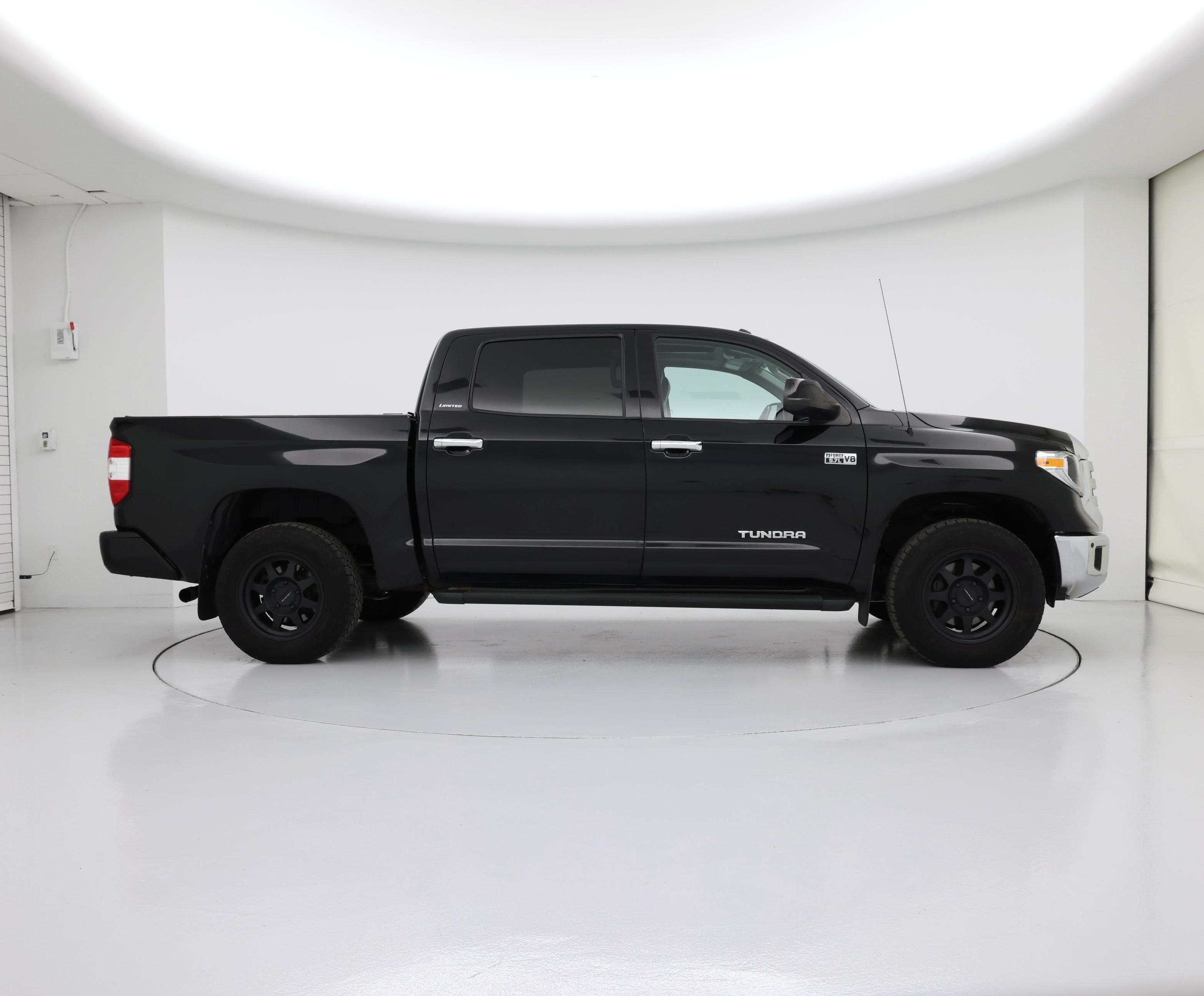 Thumbnail: 2019 Toyota Tundra - 7