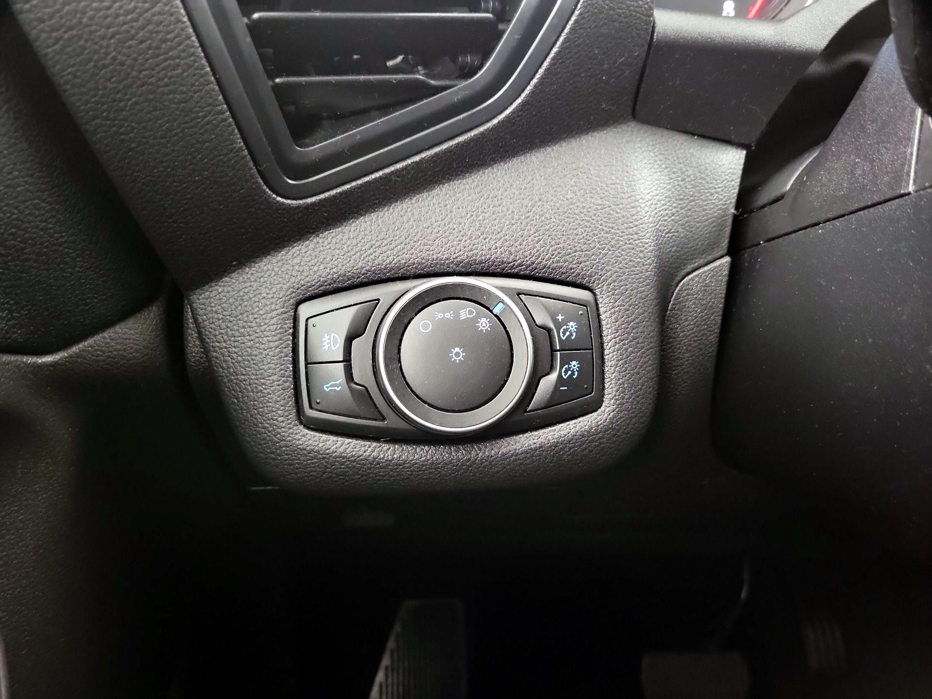 Thumbnail: 2017 Ford Escape - 13