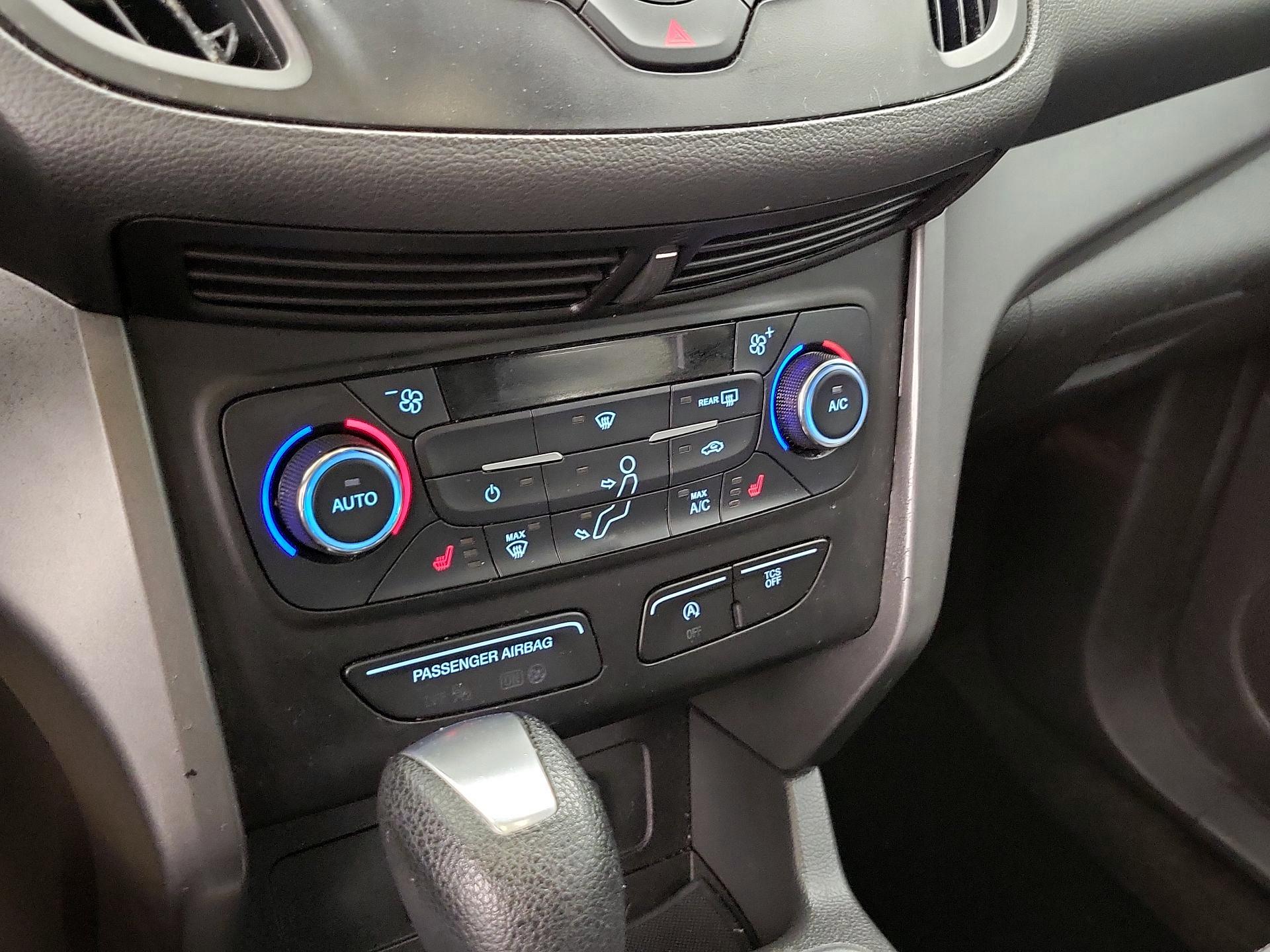 Thumbnail: 2017 Ford Escape - 16
