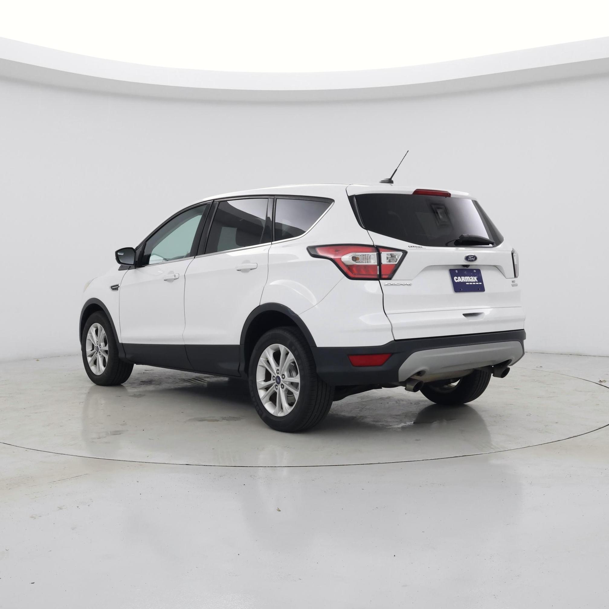 Thumbnail: 2017 Ford Escape - 2