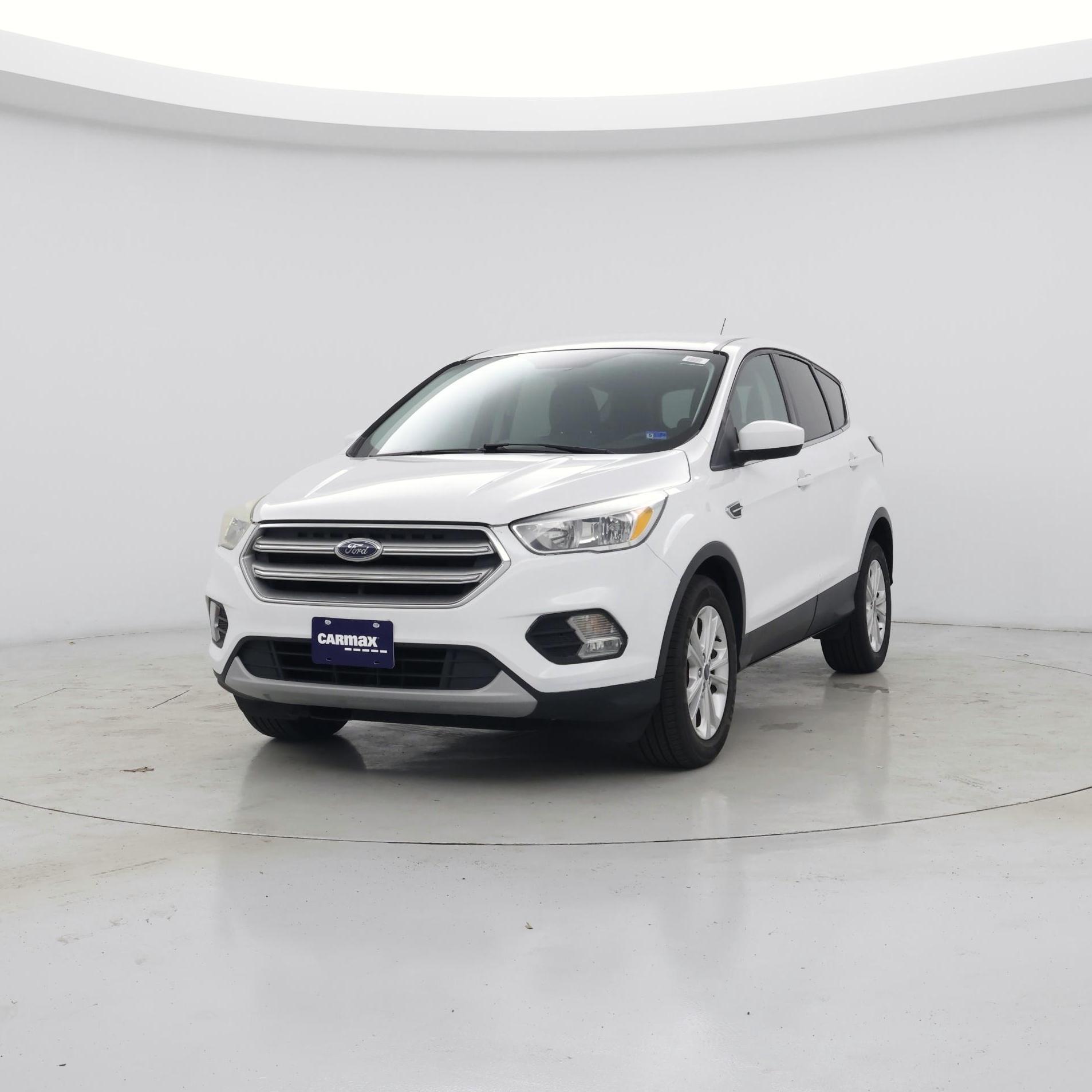 Thumbnail: 2017 Ford Escape - 4