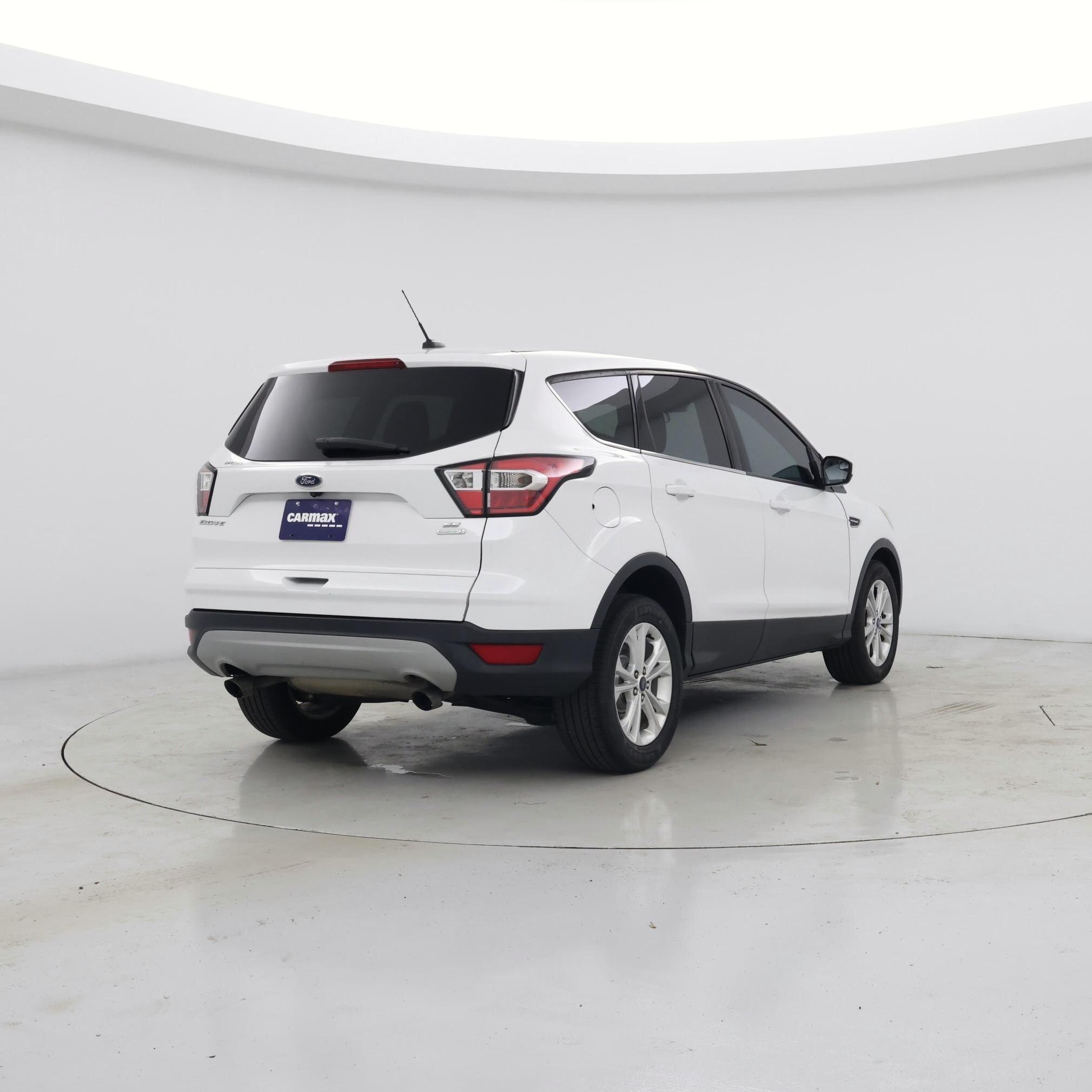 Thumbnail: 2017 Ford Escape - 8