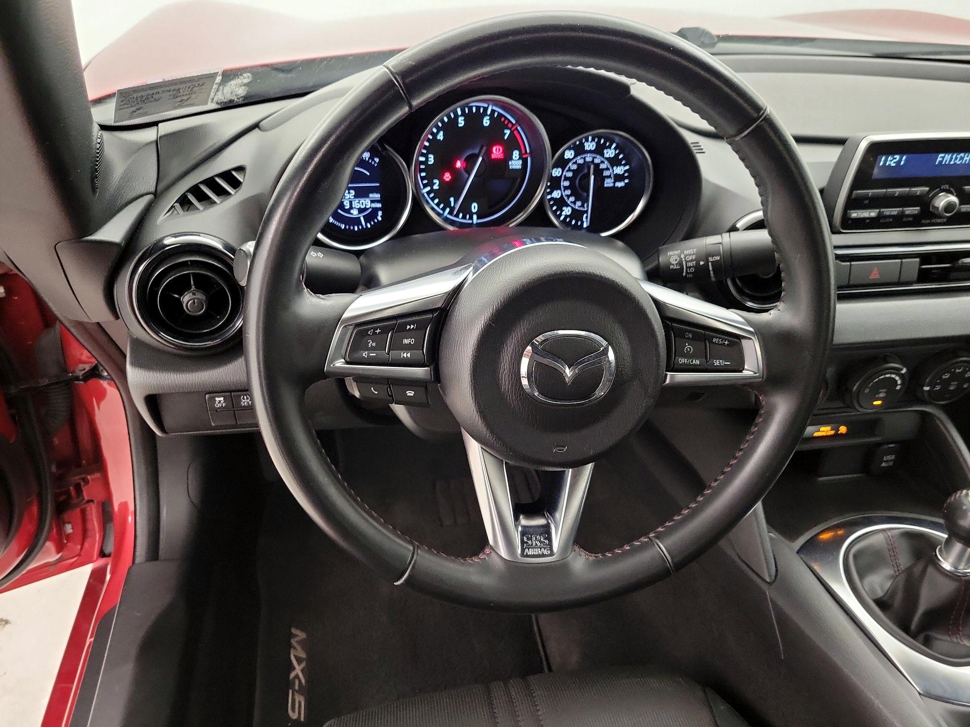 Thumbnail: 2016 Mazda MX-5 Miata - 10