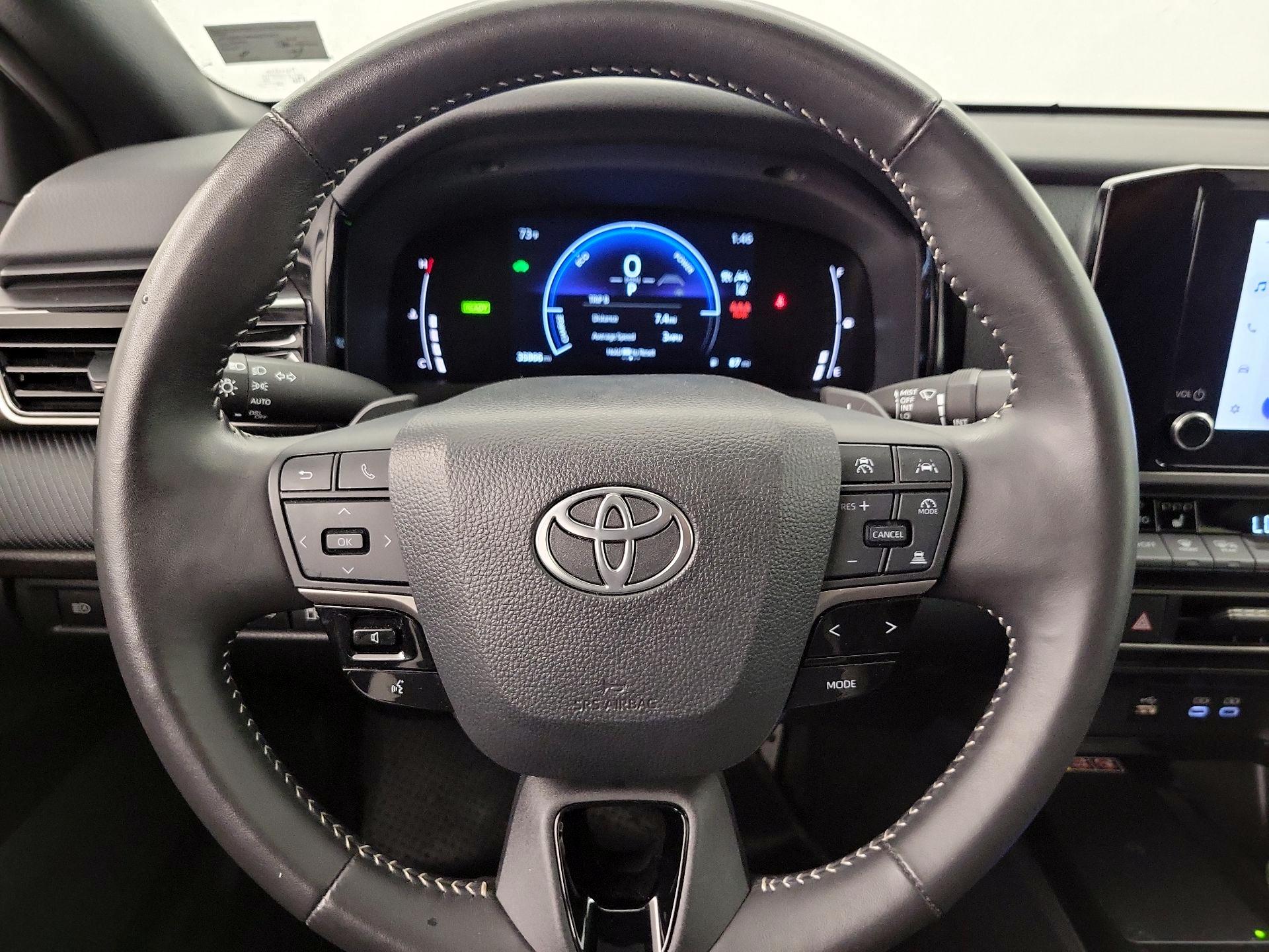 Thumbnail: 2025 Toyota Camry - 10