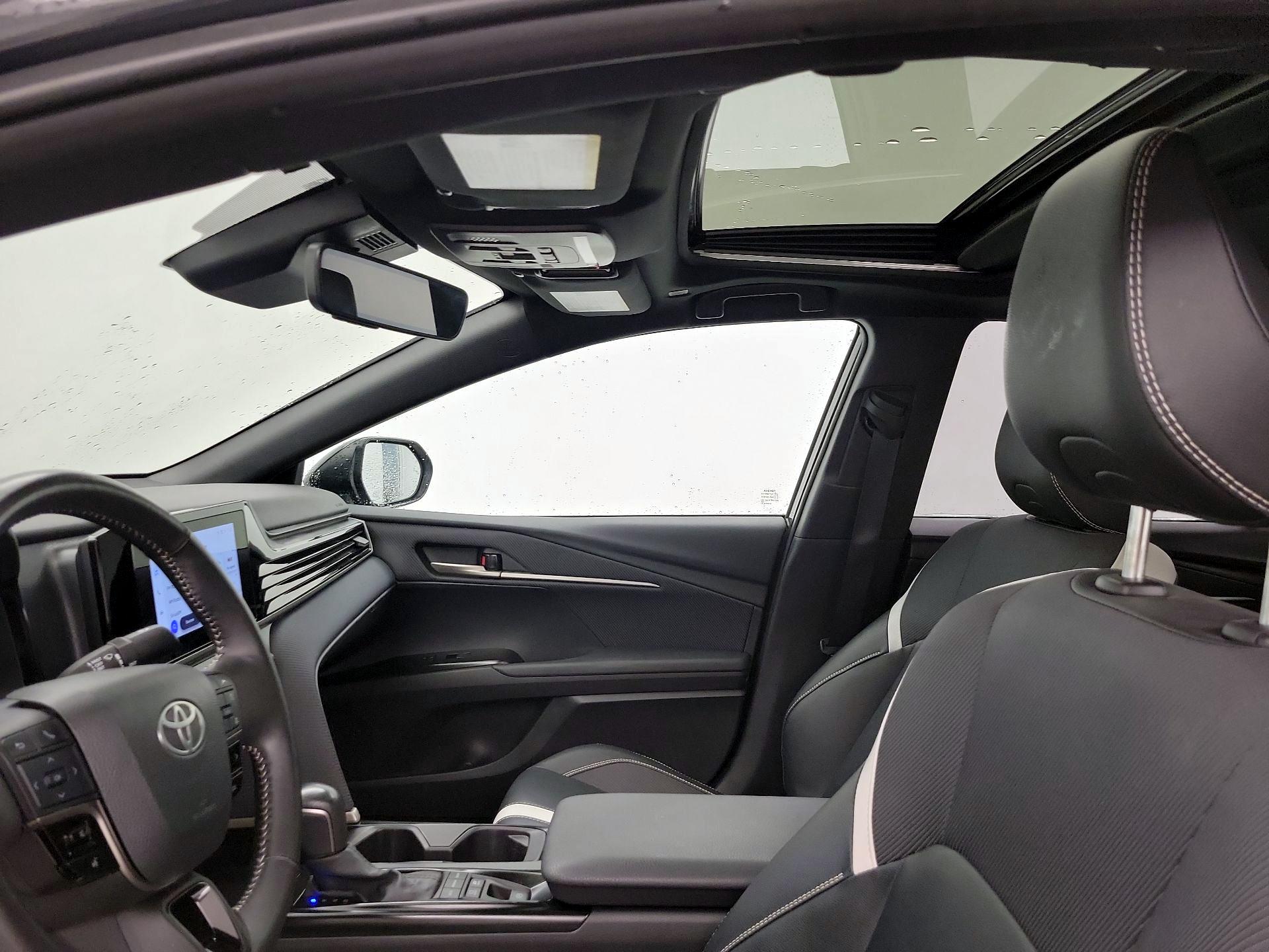 Thumbnail: 2025 Toyota Camry - 19