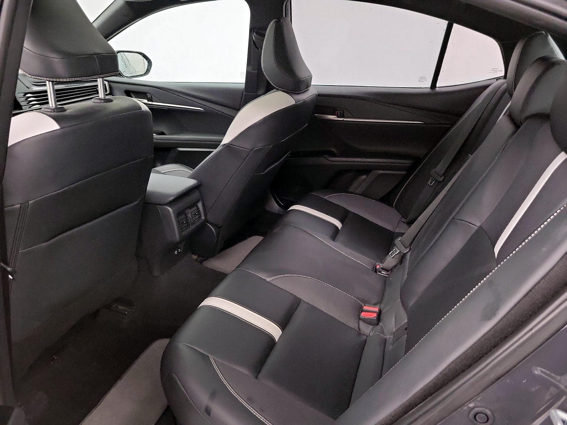 Thumbnail: 2025 Toyota Camry - 20