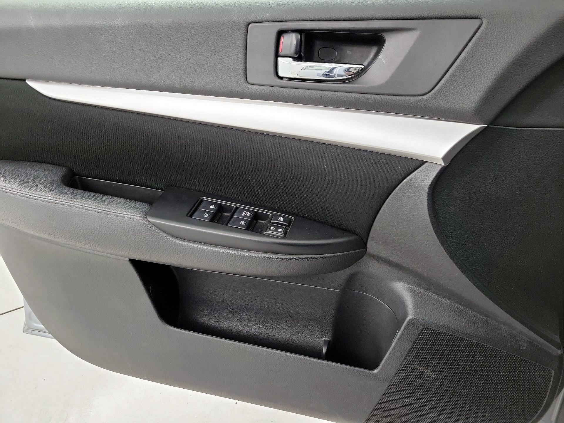Thumbnail: 2014 Subaru Legacy - 12