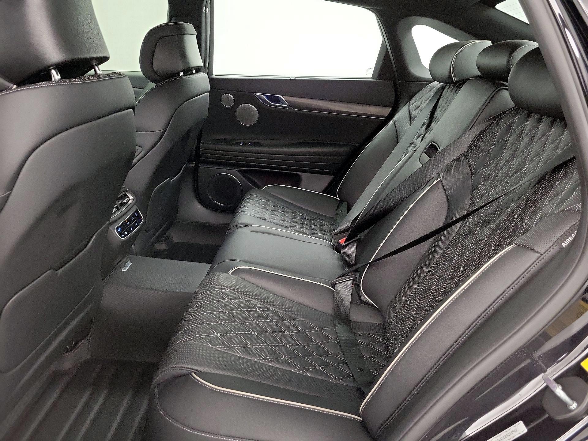 Thumbnail: 2023 Genesis G80 - 20