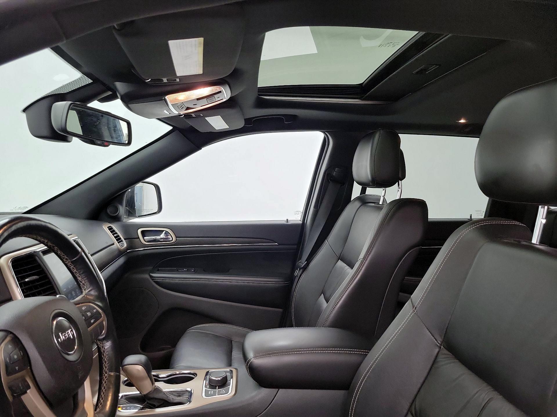 Thumbnail: 2016 Jeep Grand Cherokee - 19