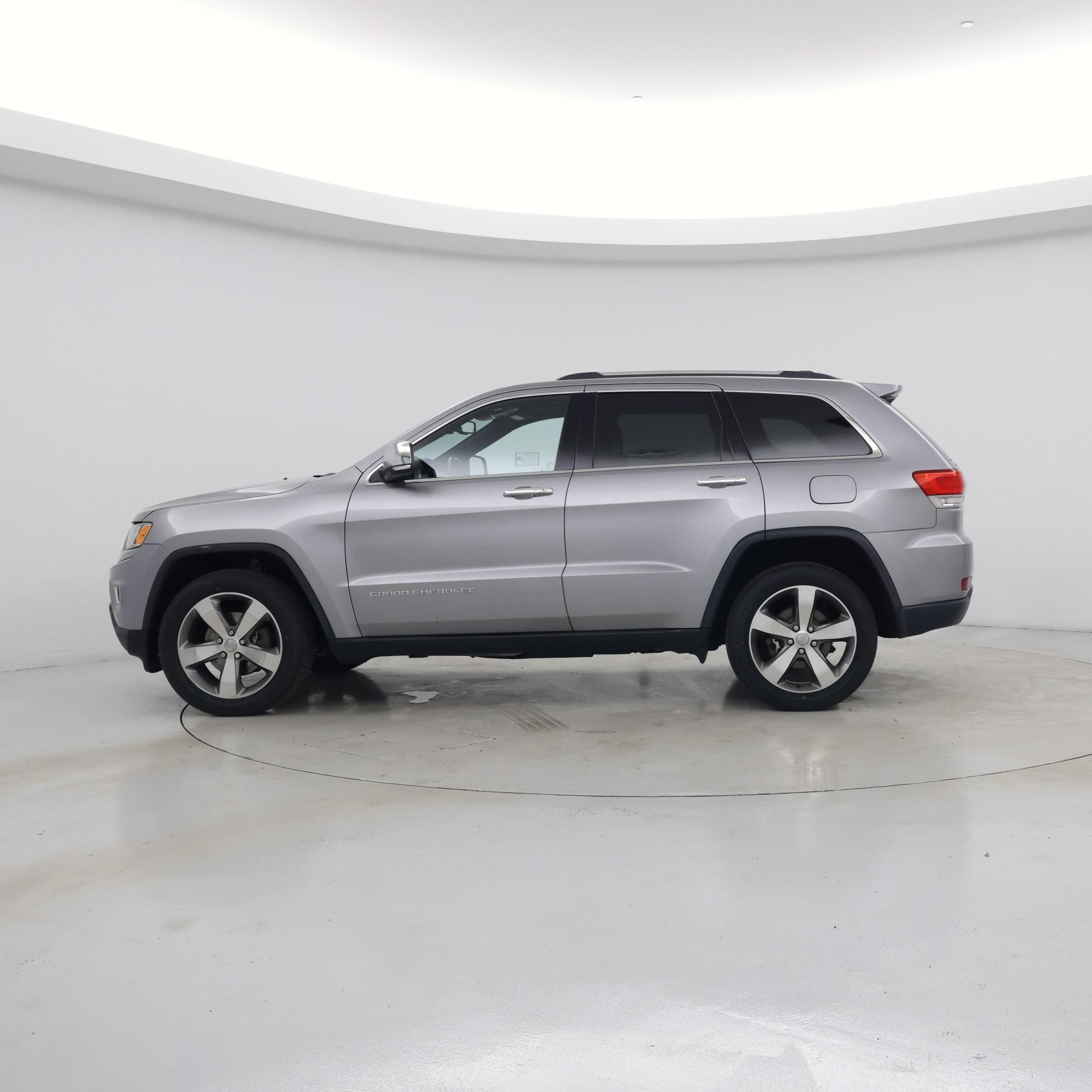 Thumbnail: 2016 Jeep Grand Cherokee - 3