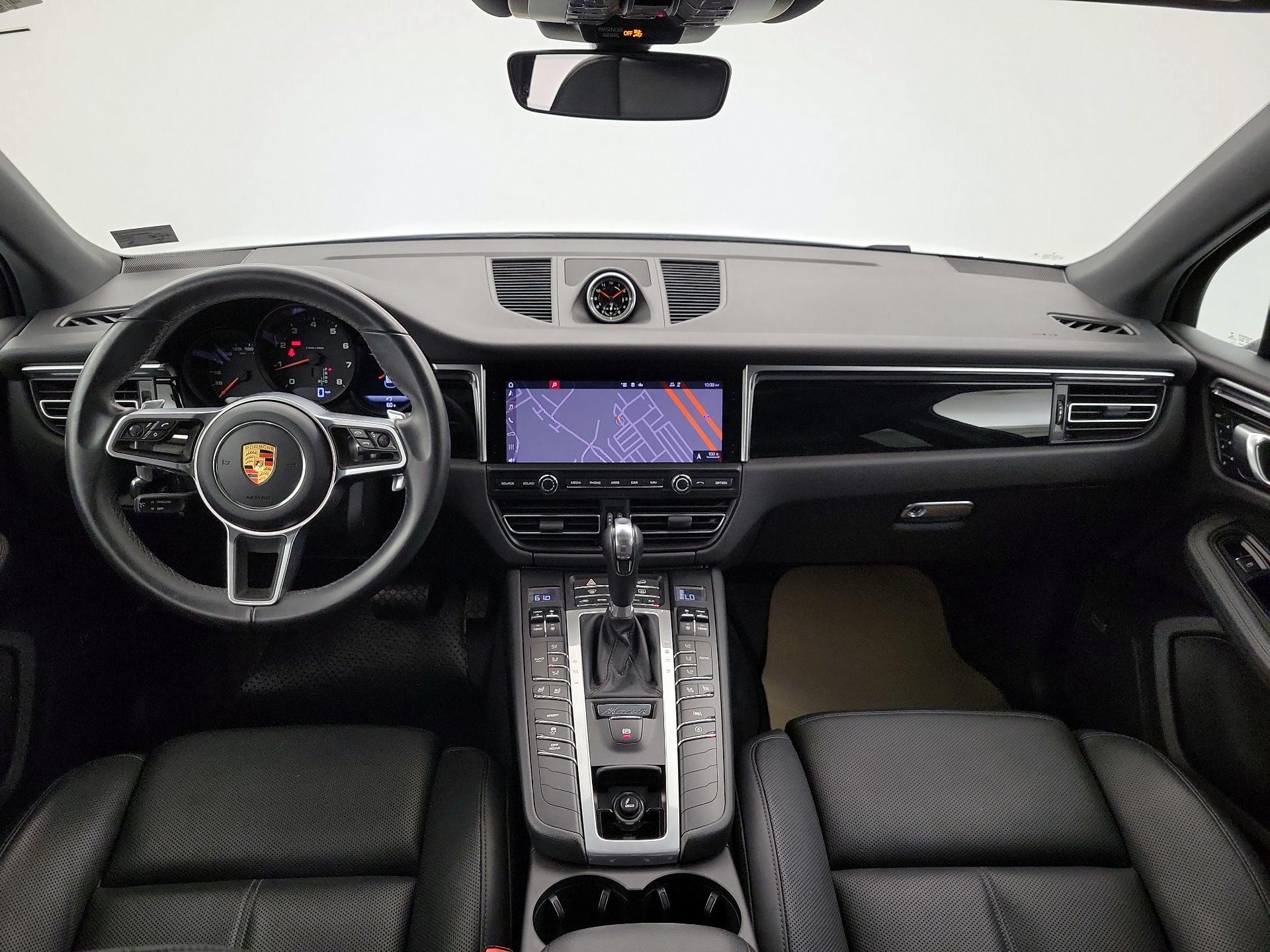 Thumbnail: 2020 Porsche Macan - 9