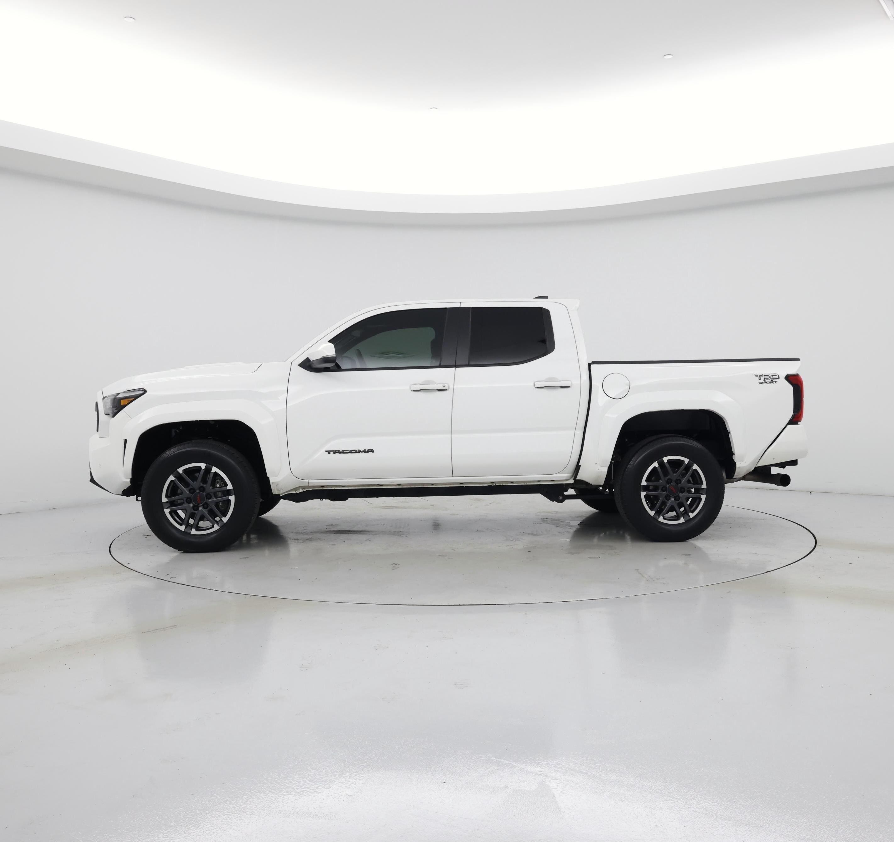 Thumbnail: 2024 Toyota Tacoma - 3