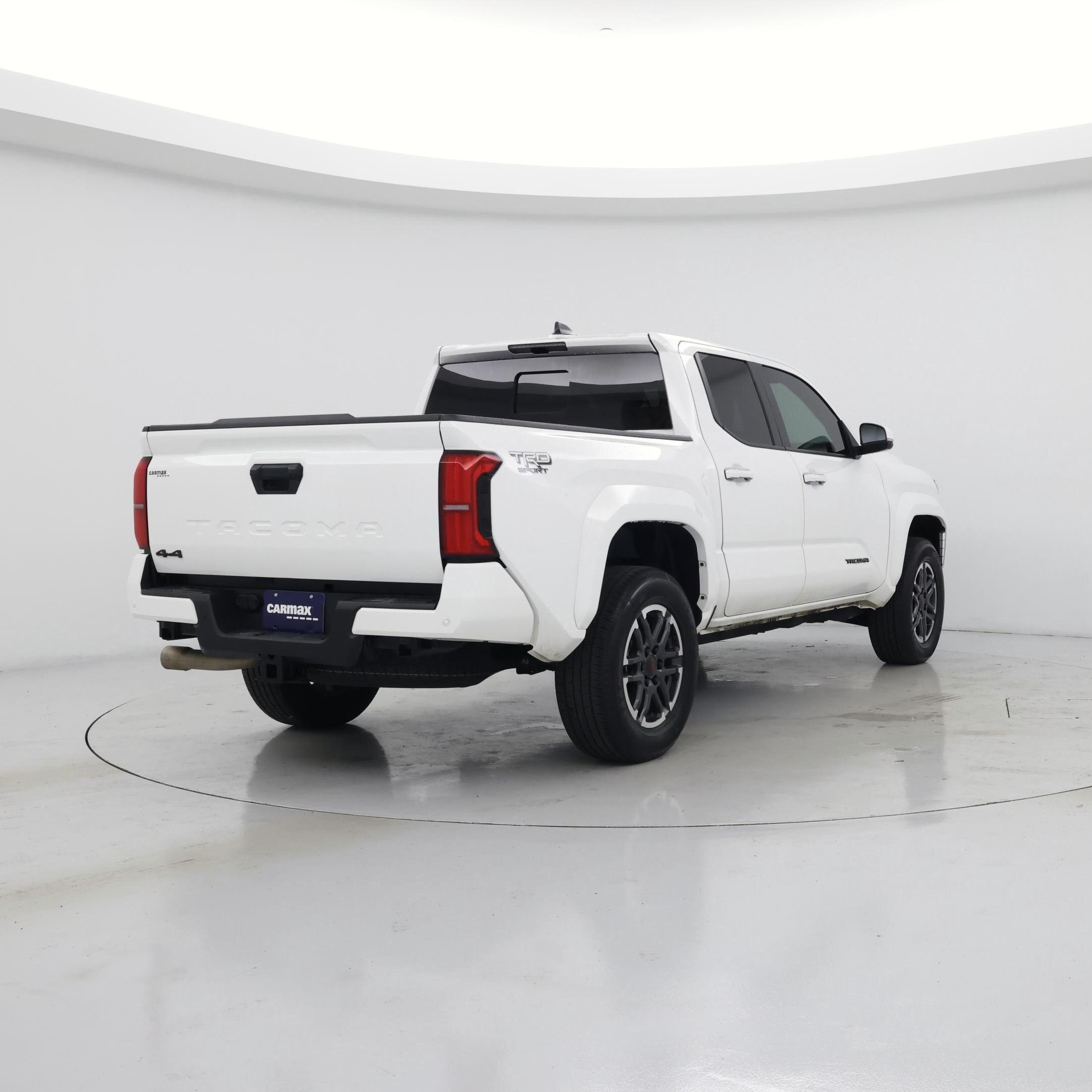 Thumbnail: 2024 Toyota Tacoma - 8