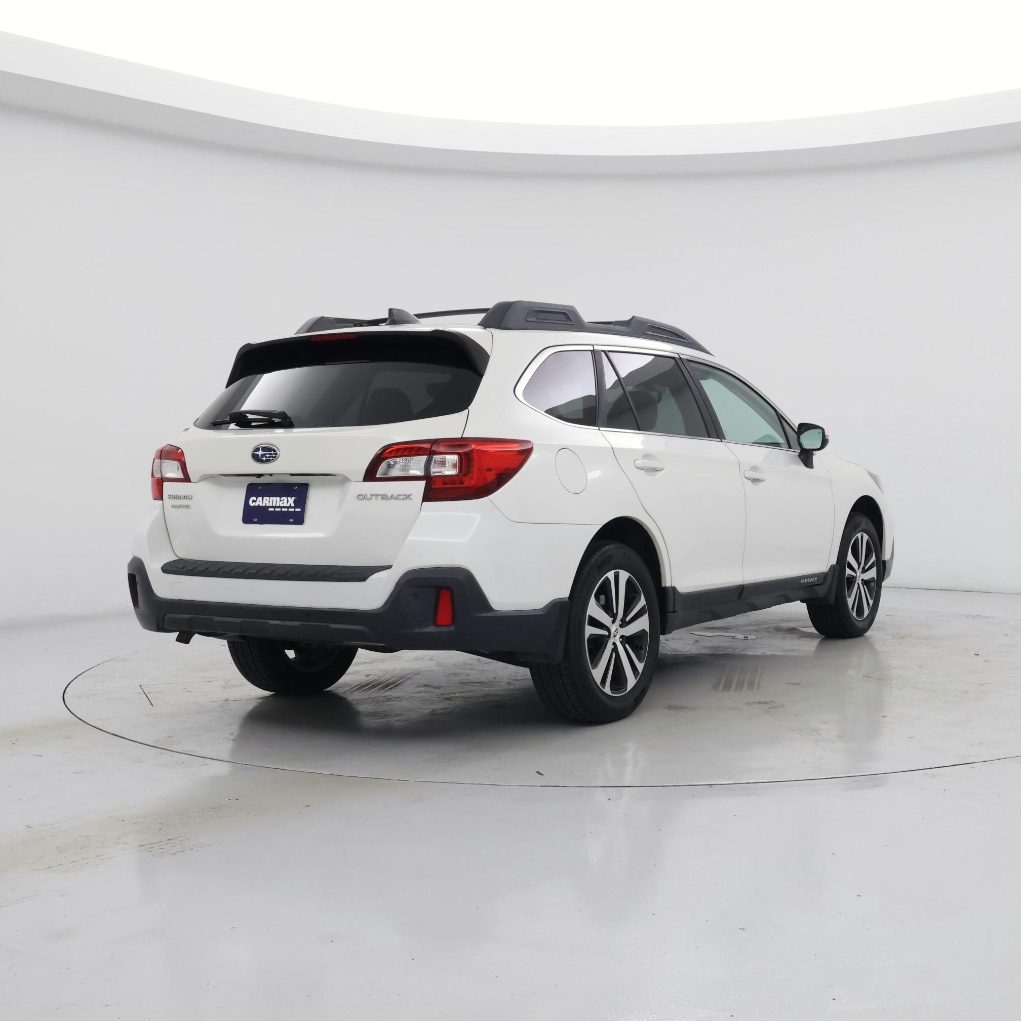 Thumbnail: 2018 Subaru Outback - 8