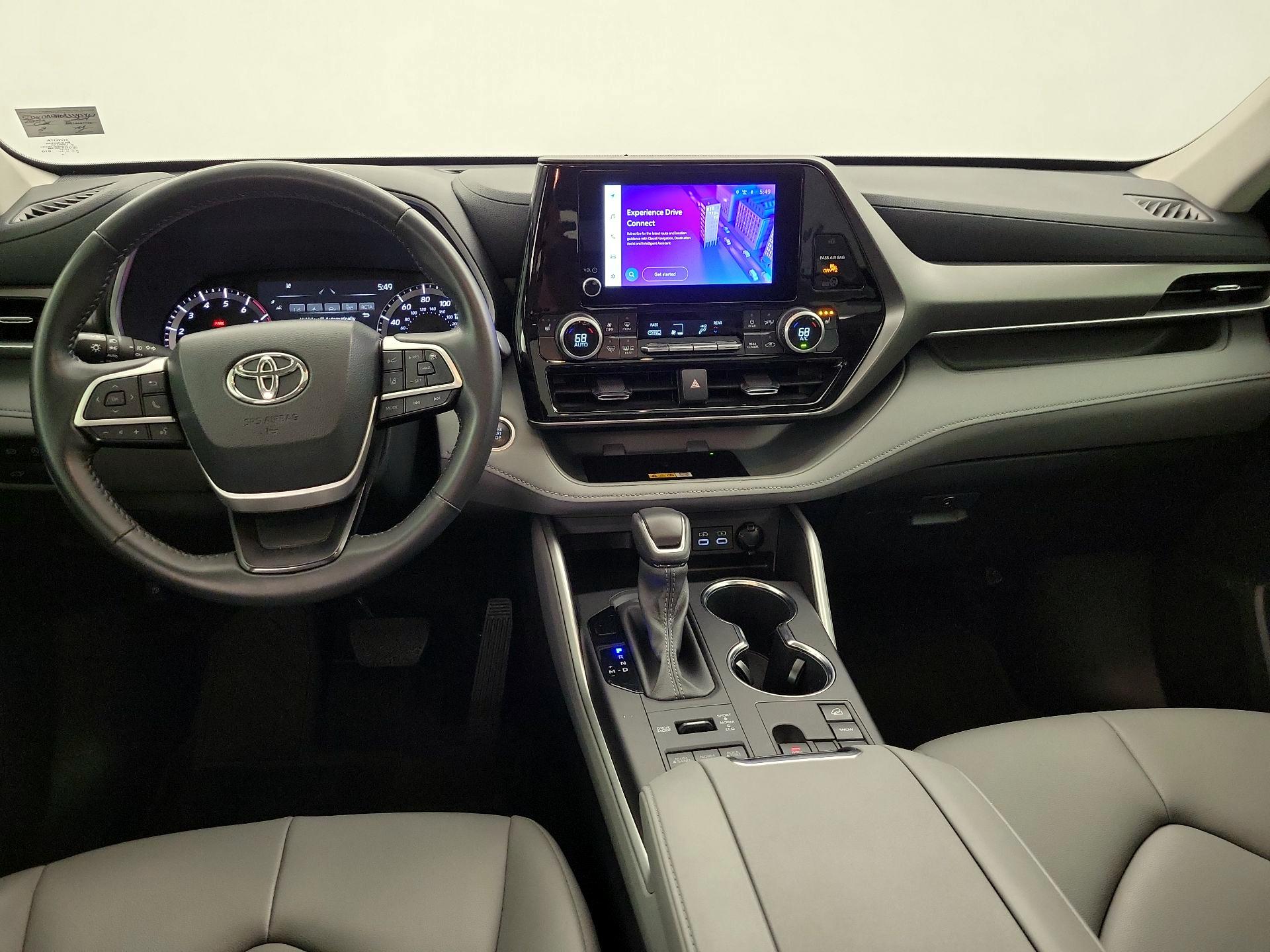 Thumbnail: 2024 Toyota Highlander - 9