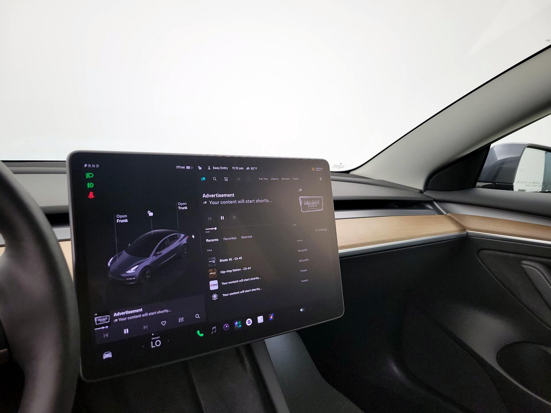 Thumbnail: 2022 Tesla Model 3 - 15