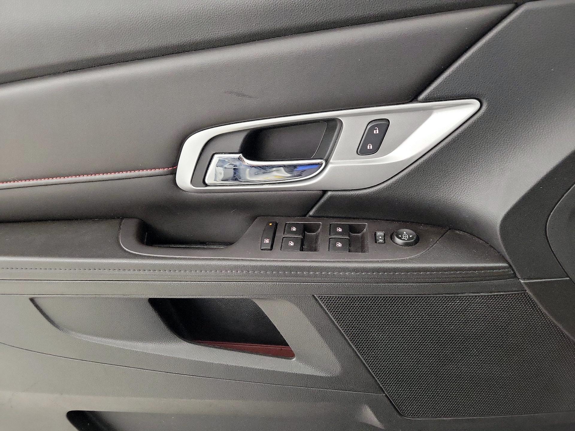Thumbnail: 2016 GMC Terrain - 12
