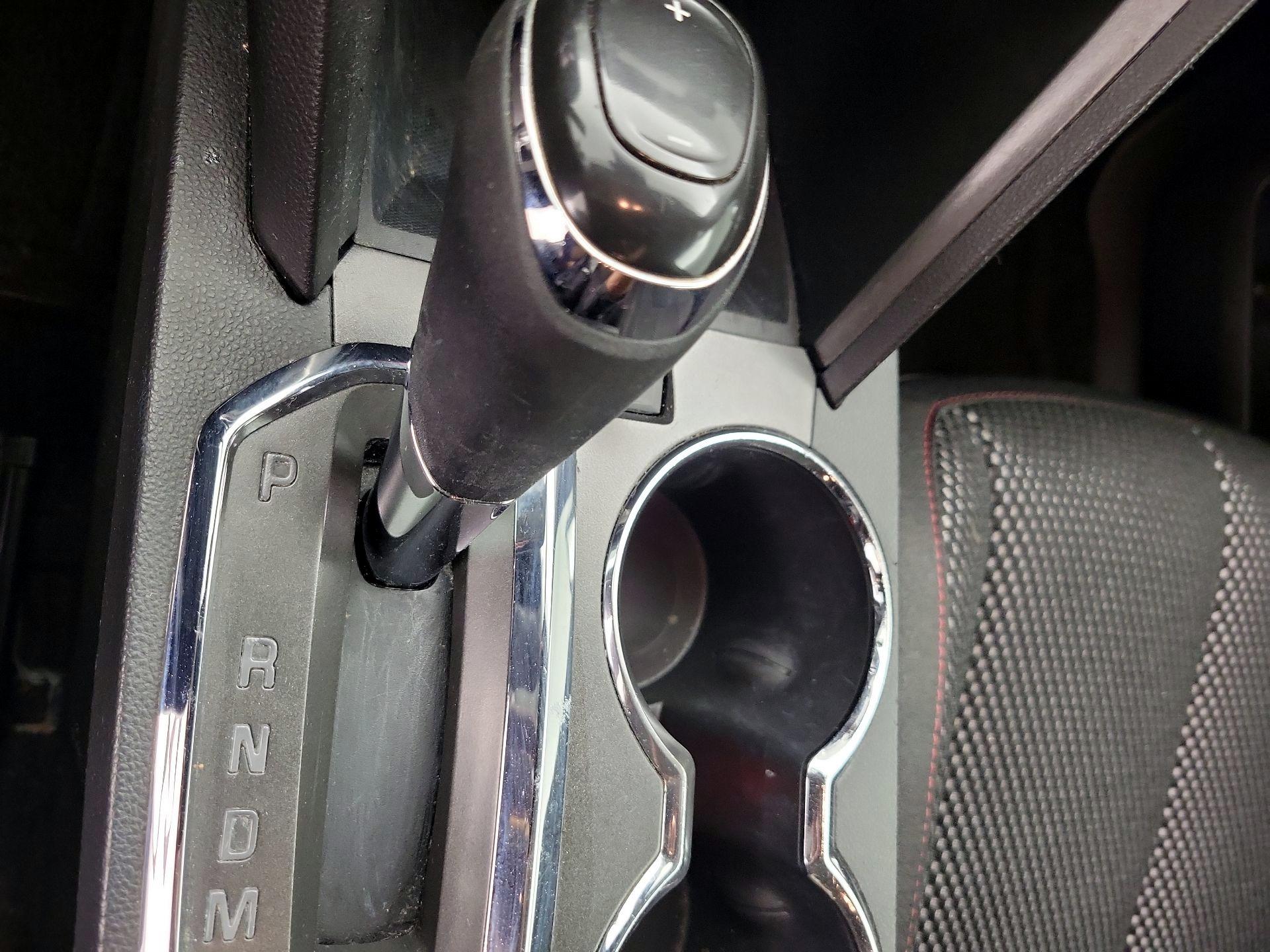 Thumbnail: 2016 GMC Terrain - 16